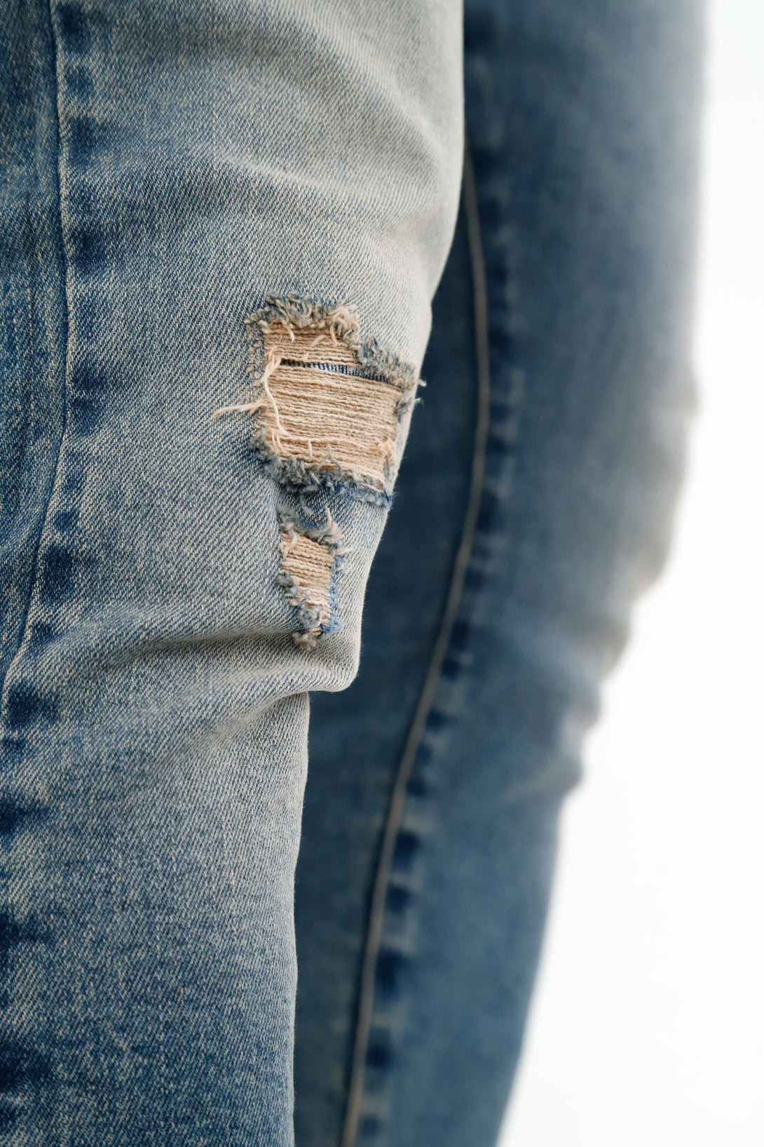 Men's Blue Distressed Jeans