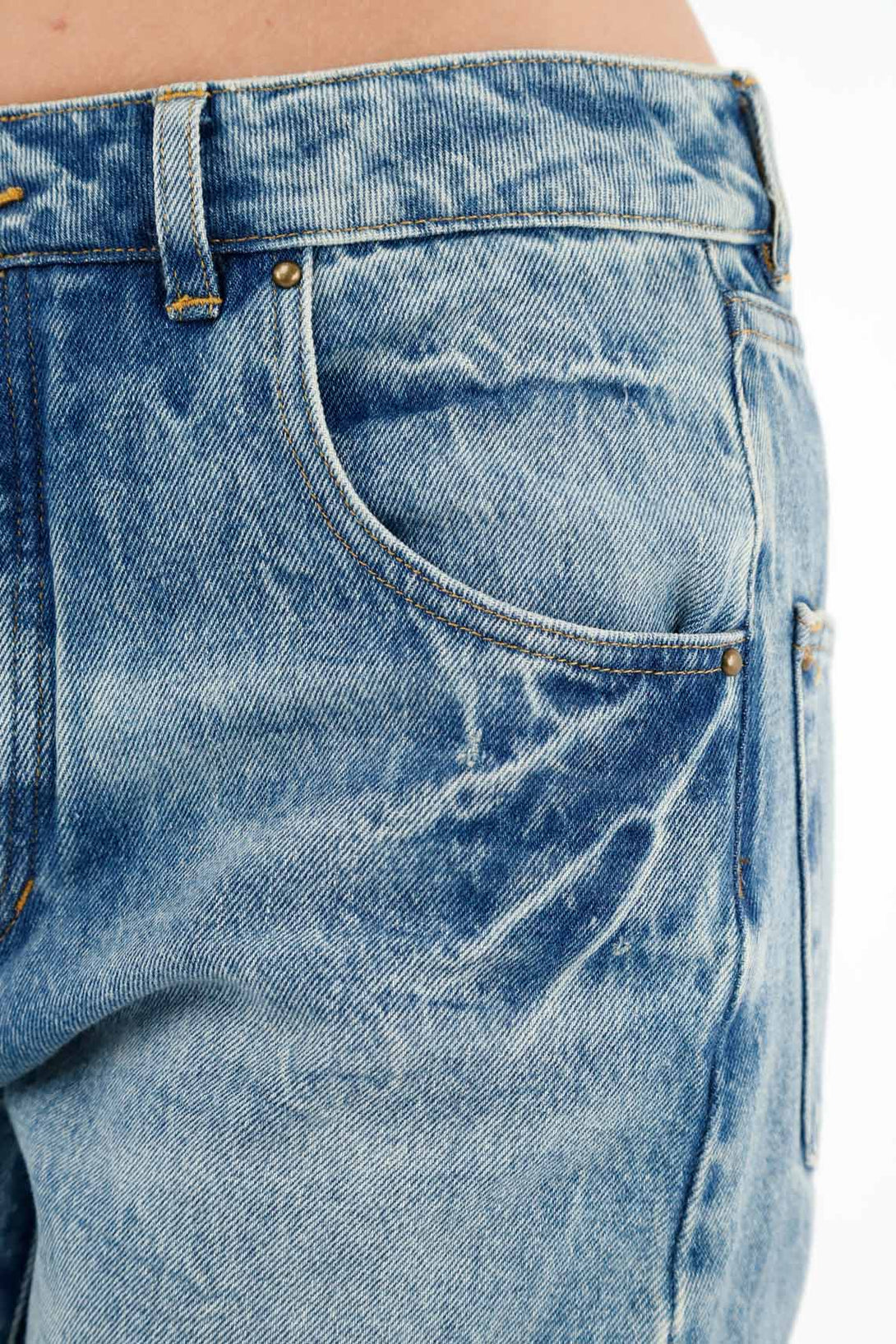 Women's Five-Pocket Blue Jeans