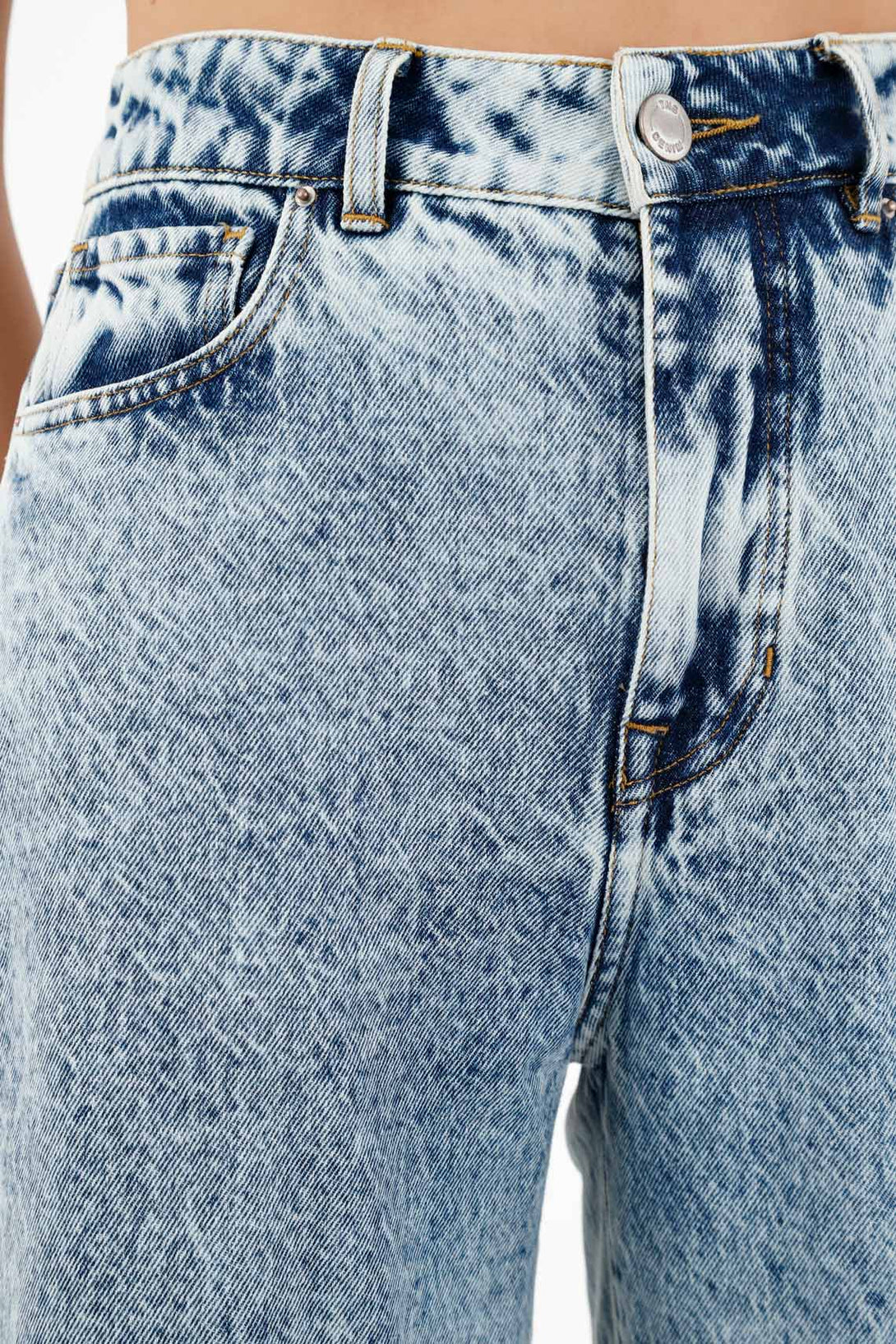 Women's High-Rise Blue Jeans