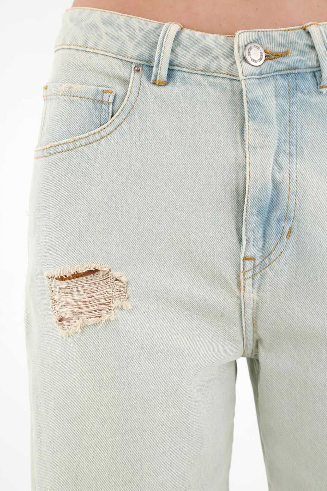 Women's Straight Leg Jeans