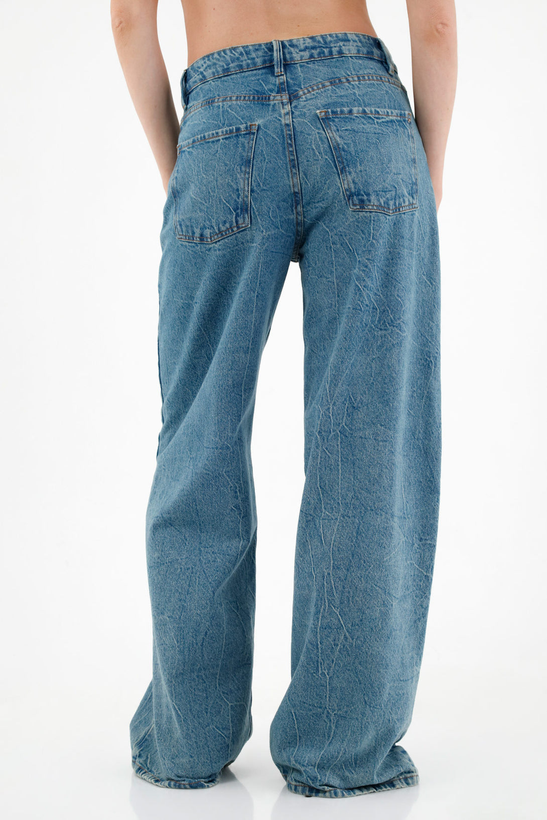 Women's Wide-Leg Jeans with Cracked Effect