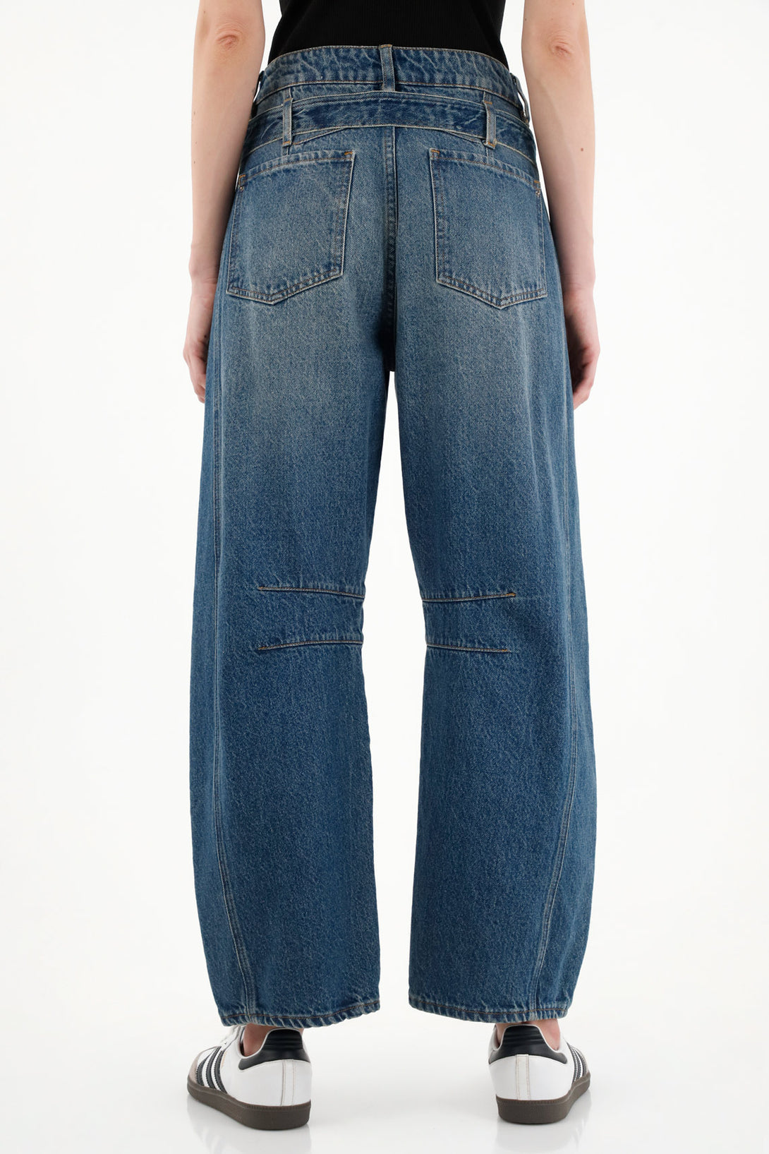 Women's Mid-Rise Horseshoe Jeans with Belt