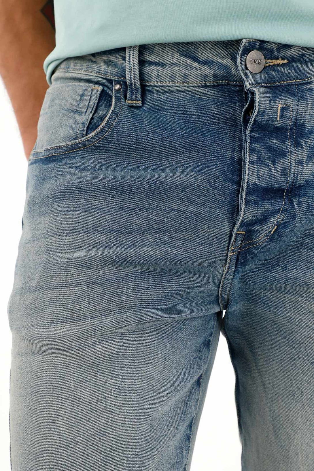 Jean Super Skinny tiro medio con efecto empolvado para hombre