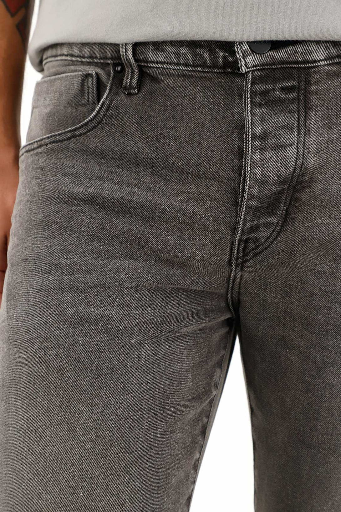 Jean Skinny tiro medio gris para hombre