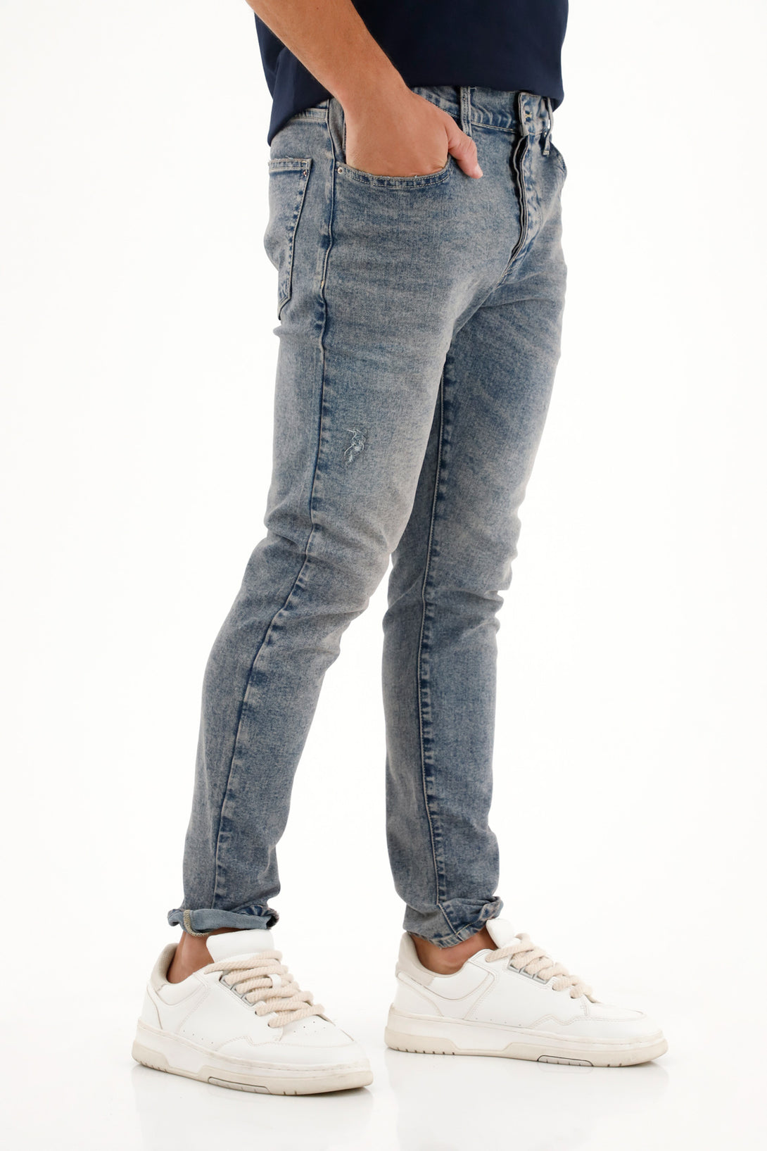 Jean Super Skinny con rotos para hombre