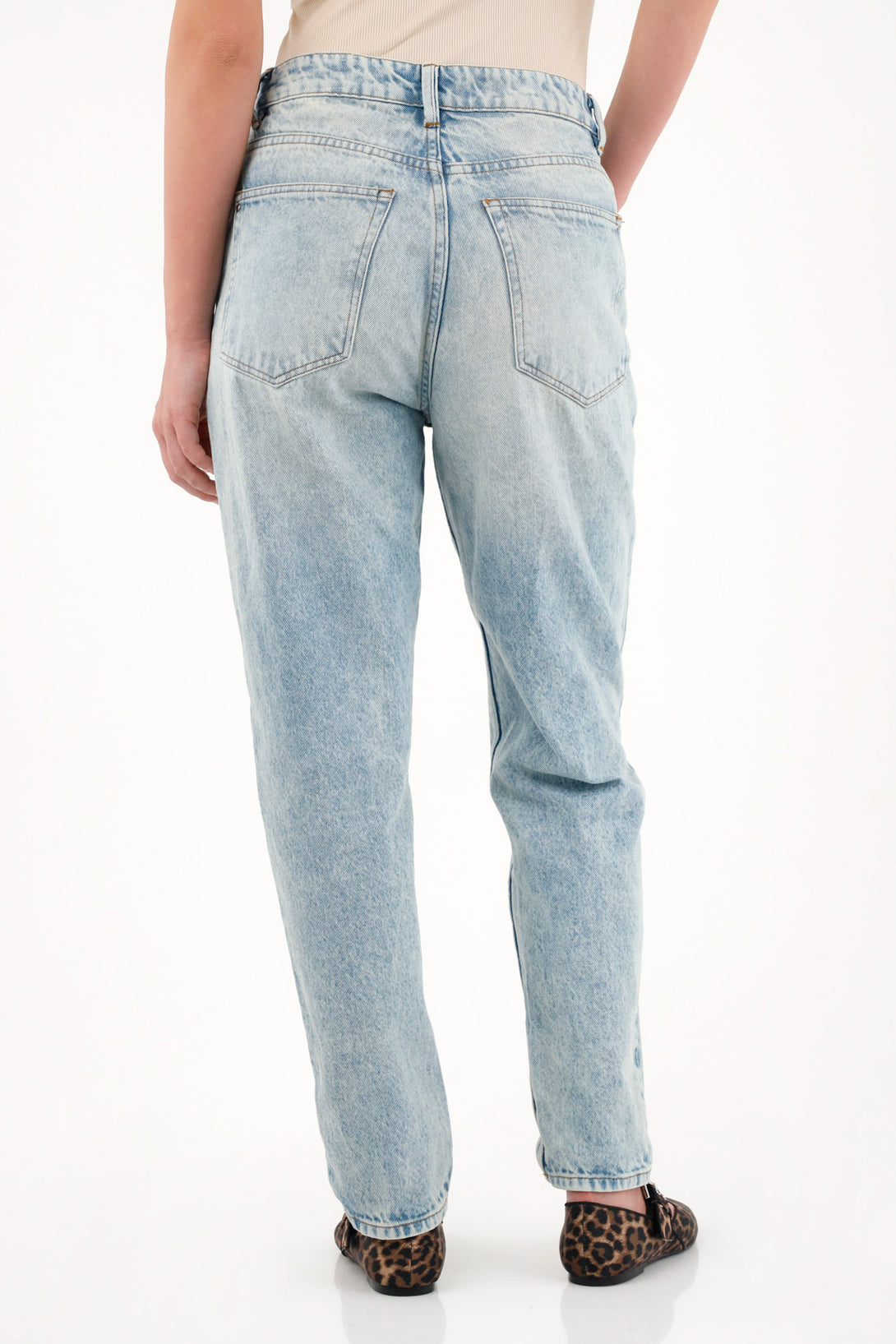 Women's high-waisted blue mom jeans