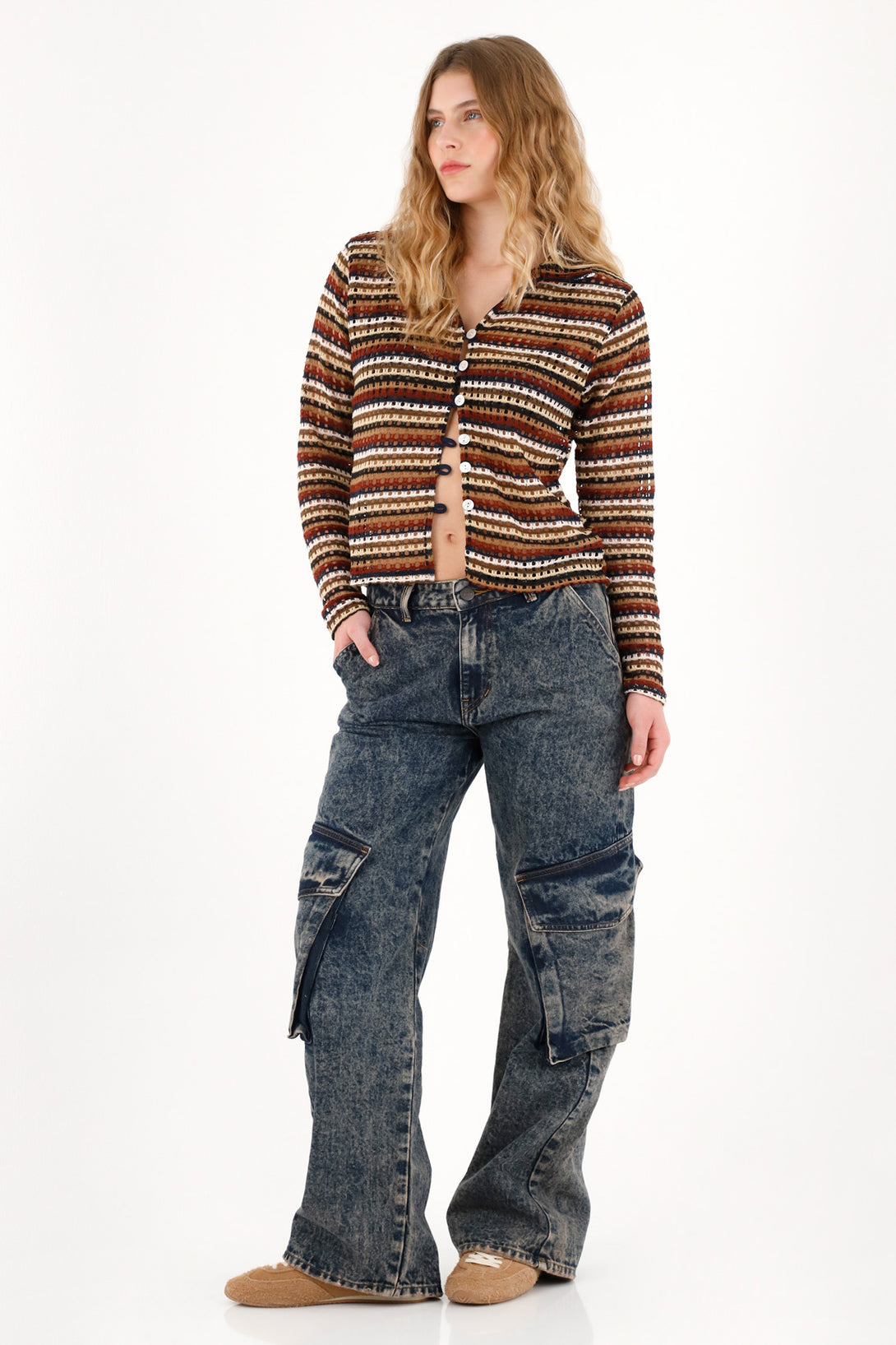 Women's Low Rise Wide Leg Cargo Jeans