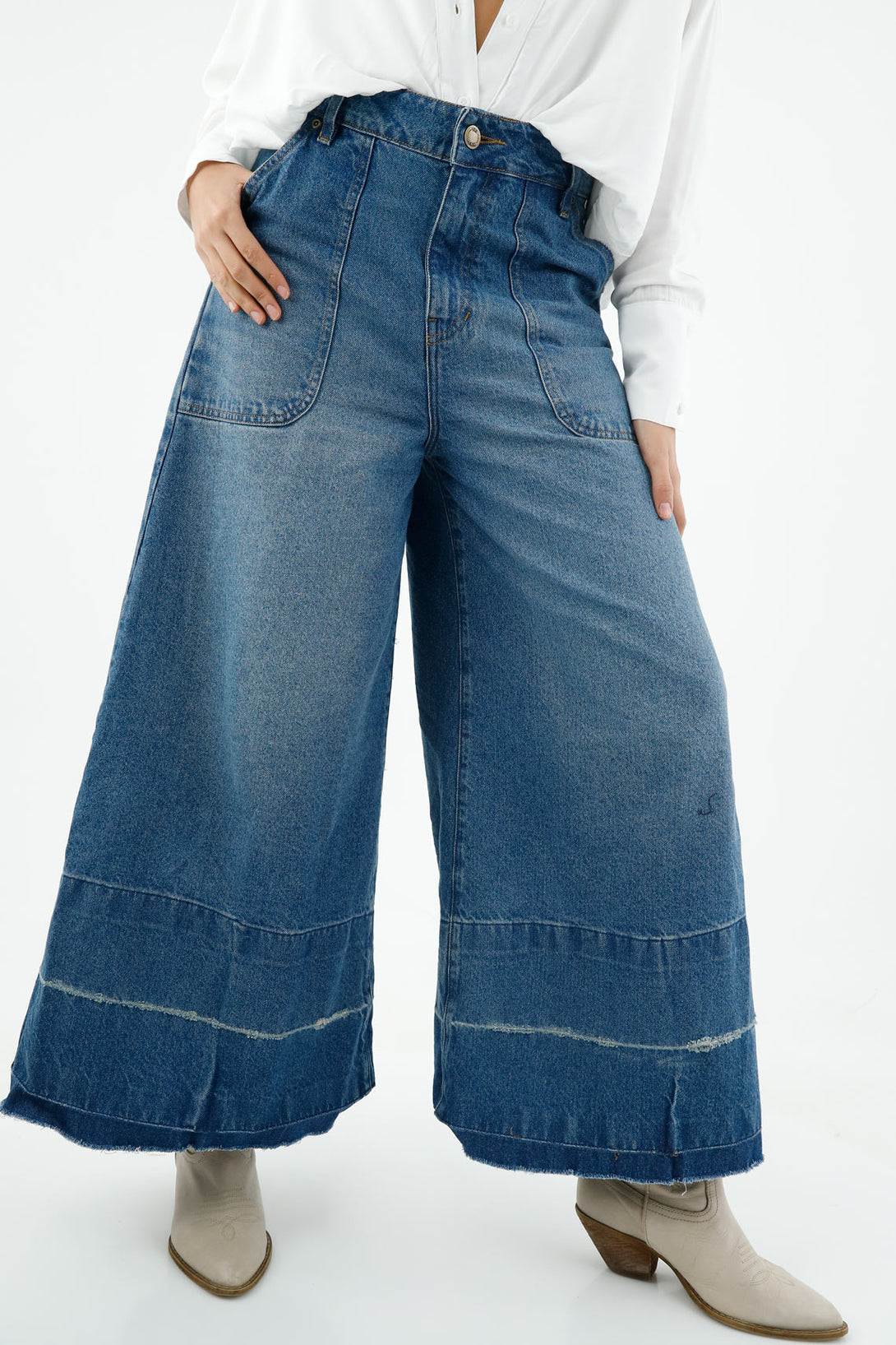 Women's Trendy Blue Jeans