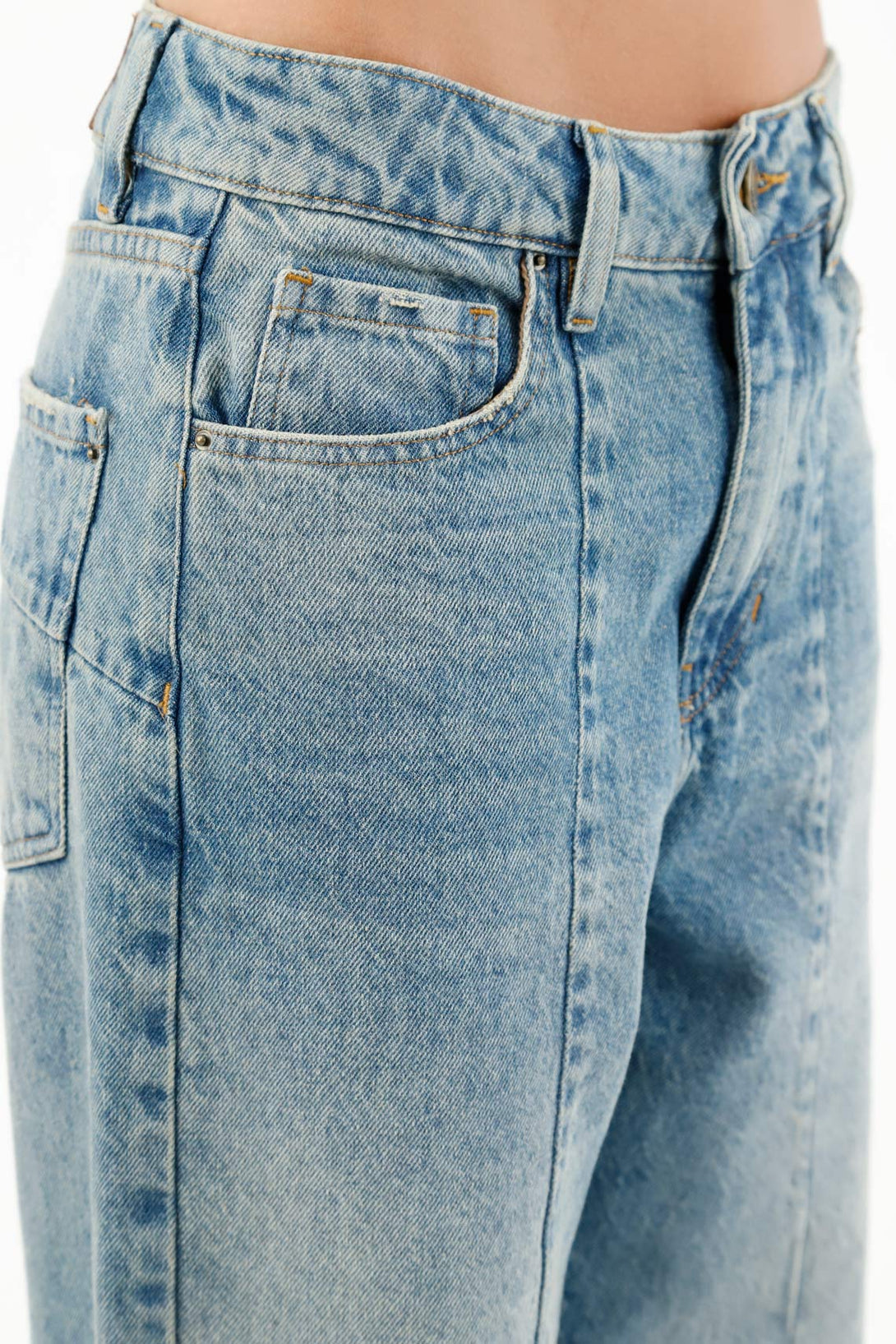 Women's Five-Pocket Blue Jeans