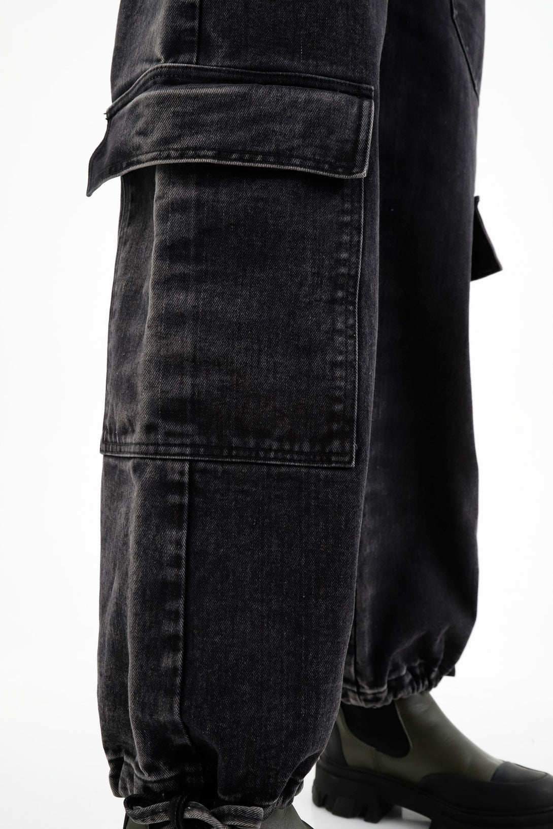 Women's Black Oversized Jeans