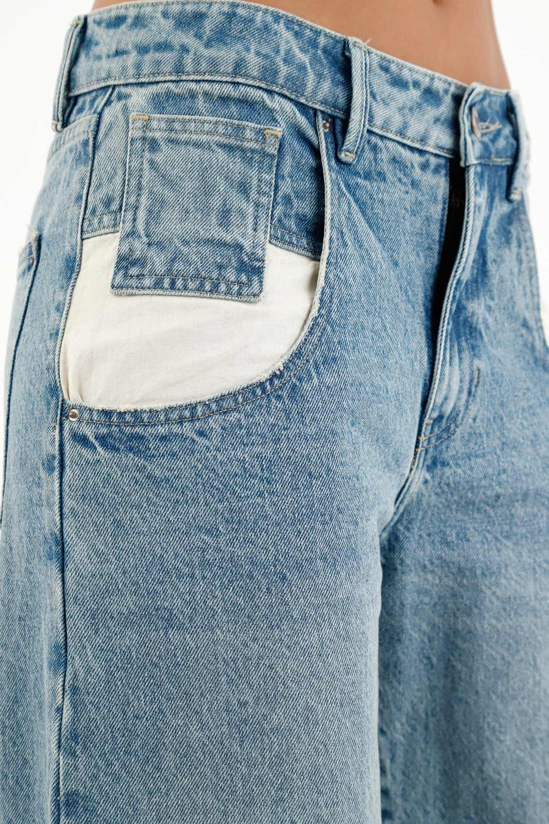 Women's Wide-Leg Blue Jeans