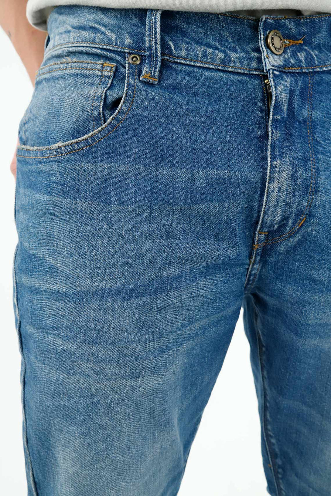 Jean Nudy azul para hombre