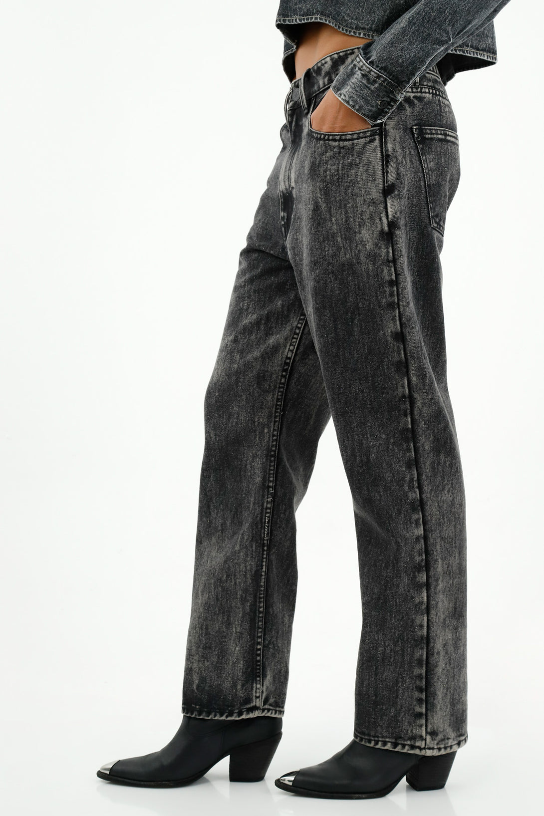 Women's High-Rise Black Jeans