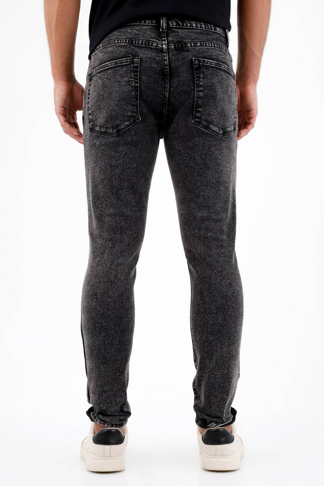 Jean negro con efecto vintage para hombre