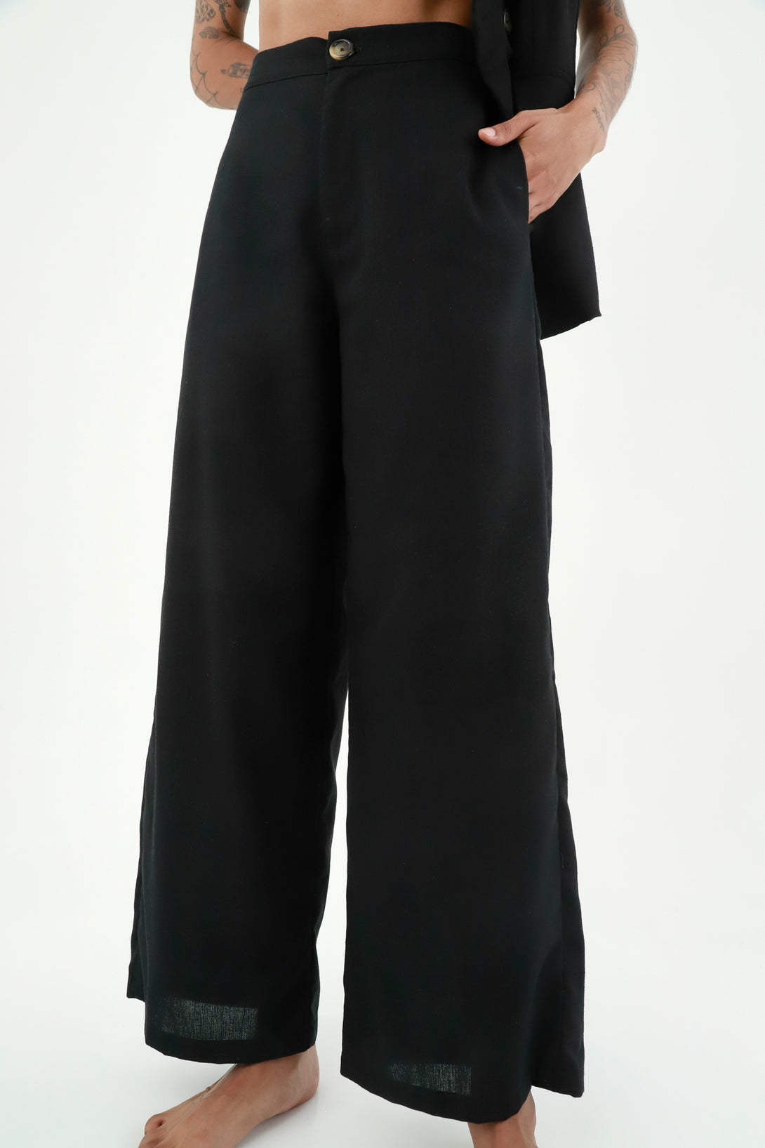 Women's Black Wide-Leg Pants