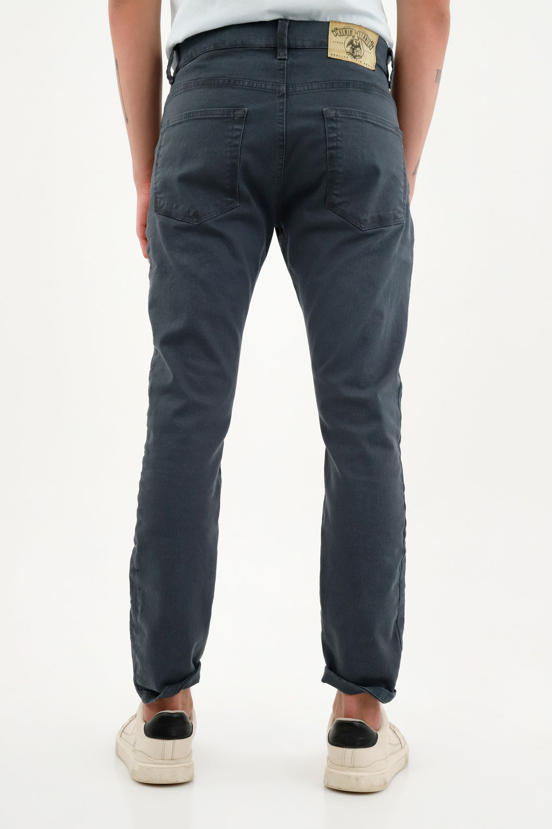 Pantalón cinco bolsillos gris para hombre