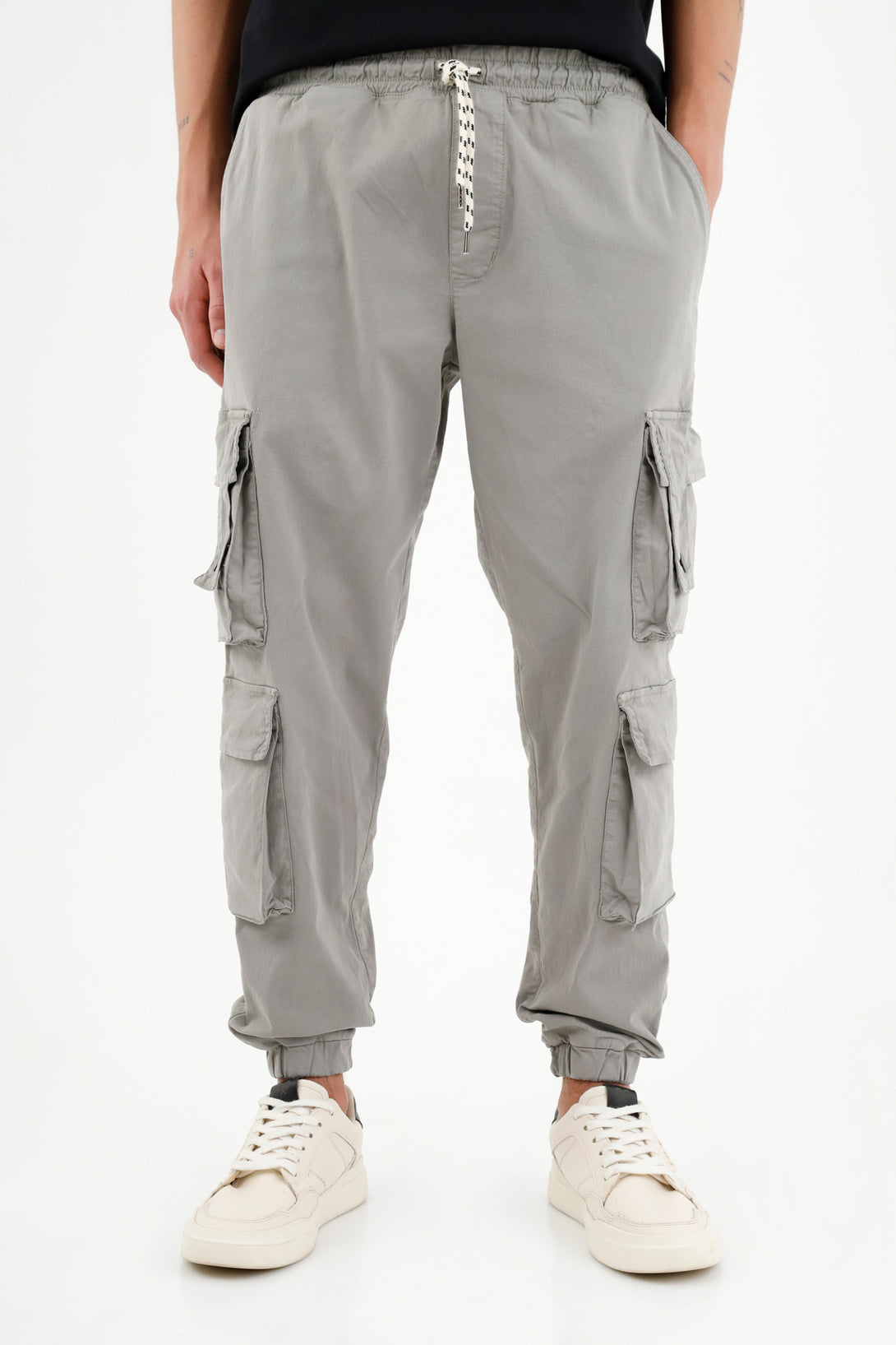 Pantalón tipo Jogger gris para hombre