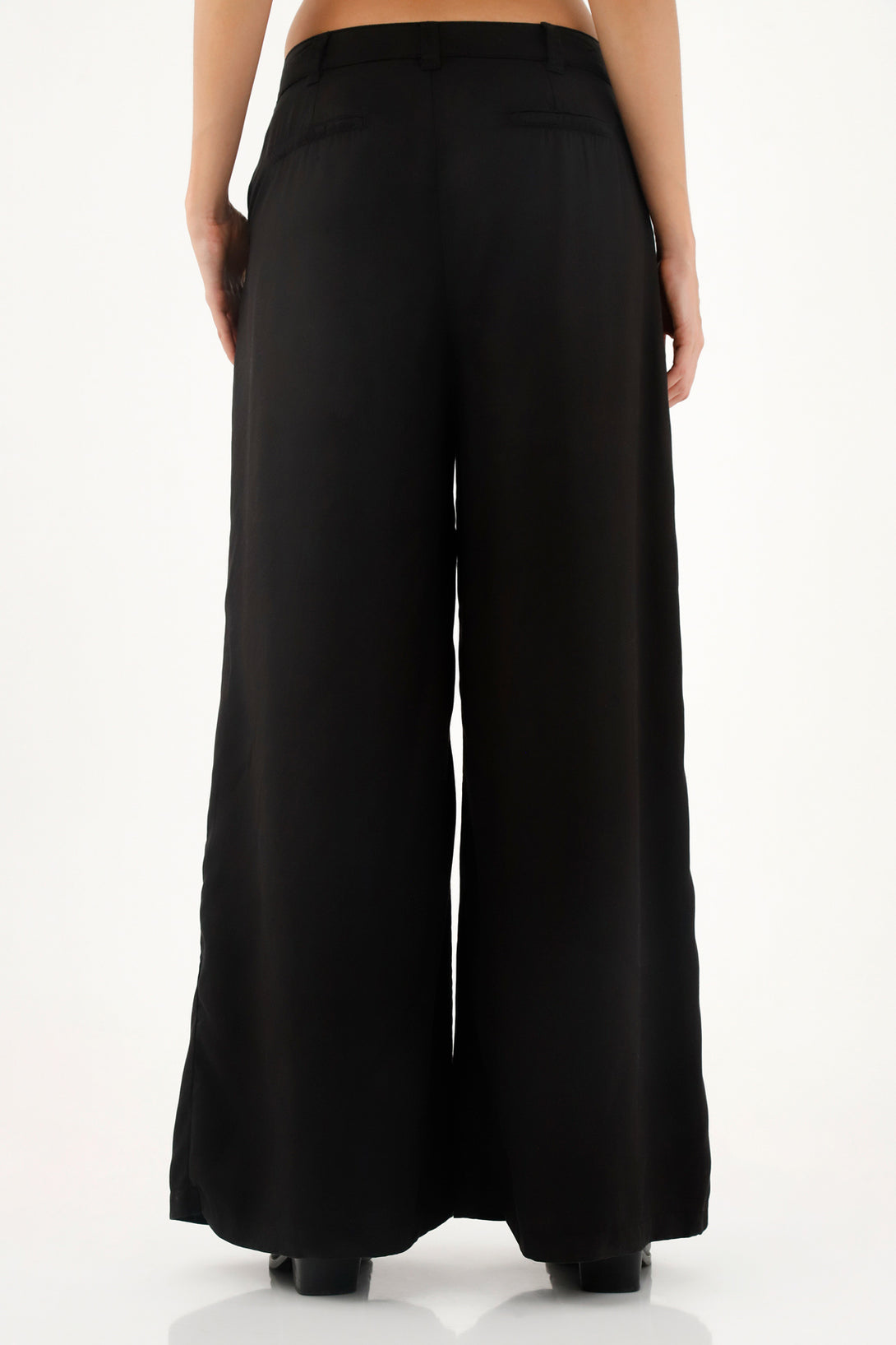 Women's Black Wide-Leg Pants