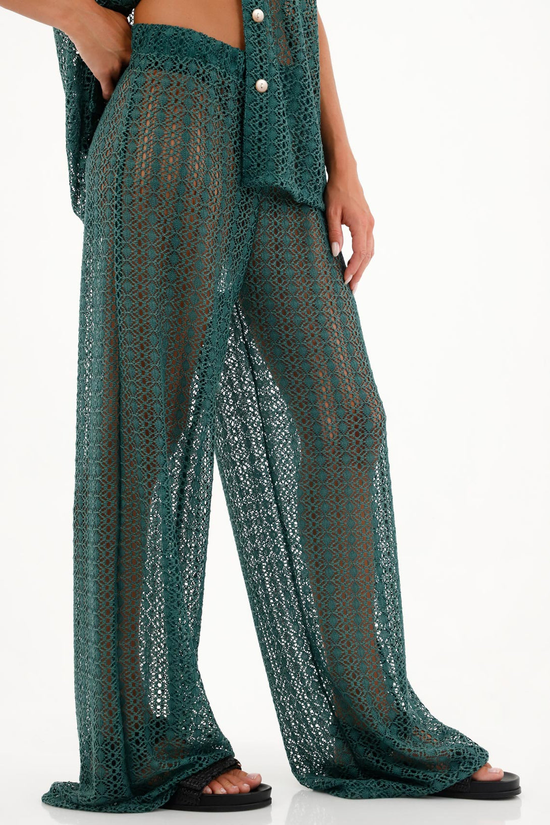 Pantalón tejido con transparencia verde para mujer