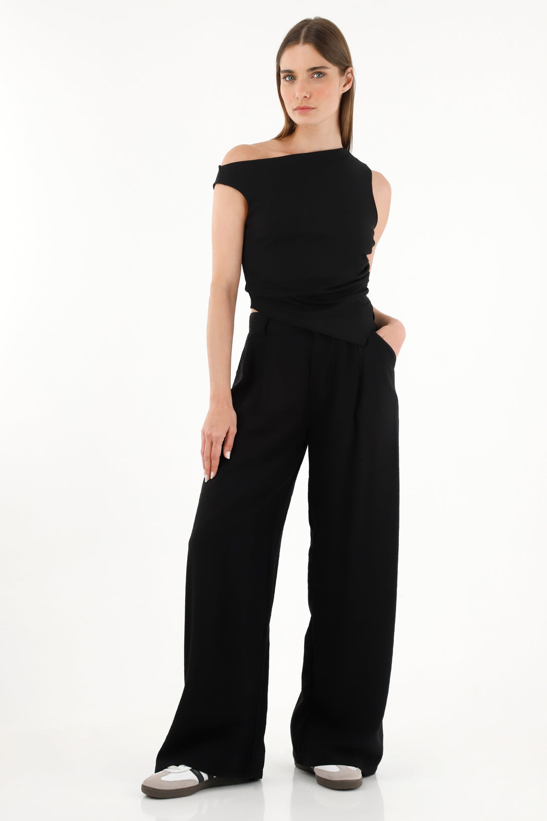 Women's Black Wide Leg Trousers with Pleats