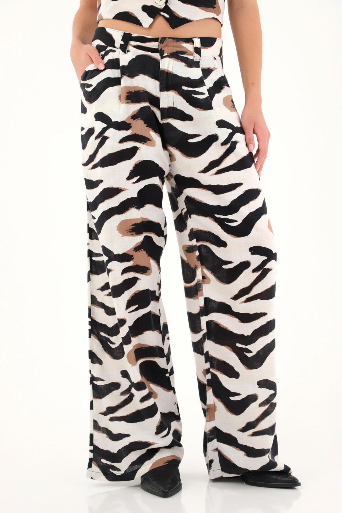 Women's Straight Leg Animal Print Pants