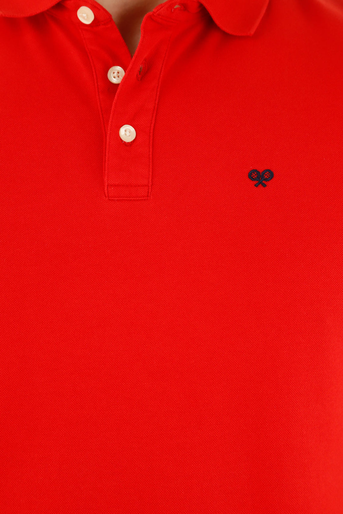 Polo roja con raqueta en malla para hombre