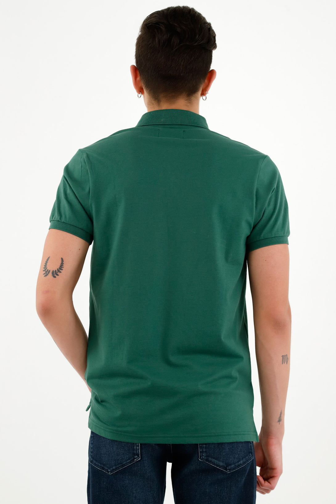 Polo verde con perilla de tres botones para hombre