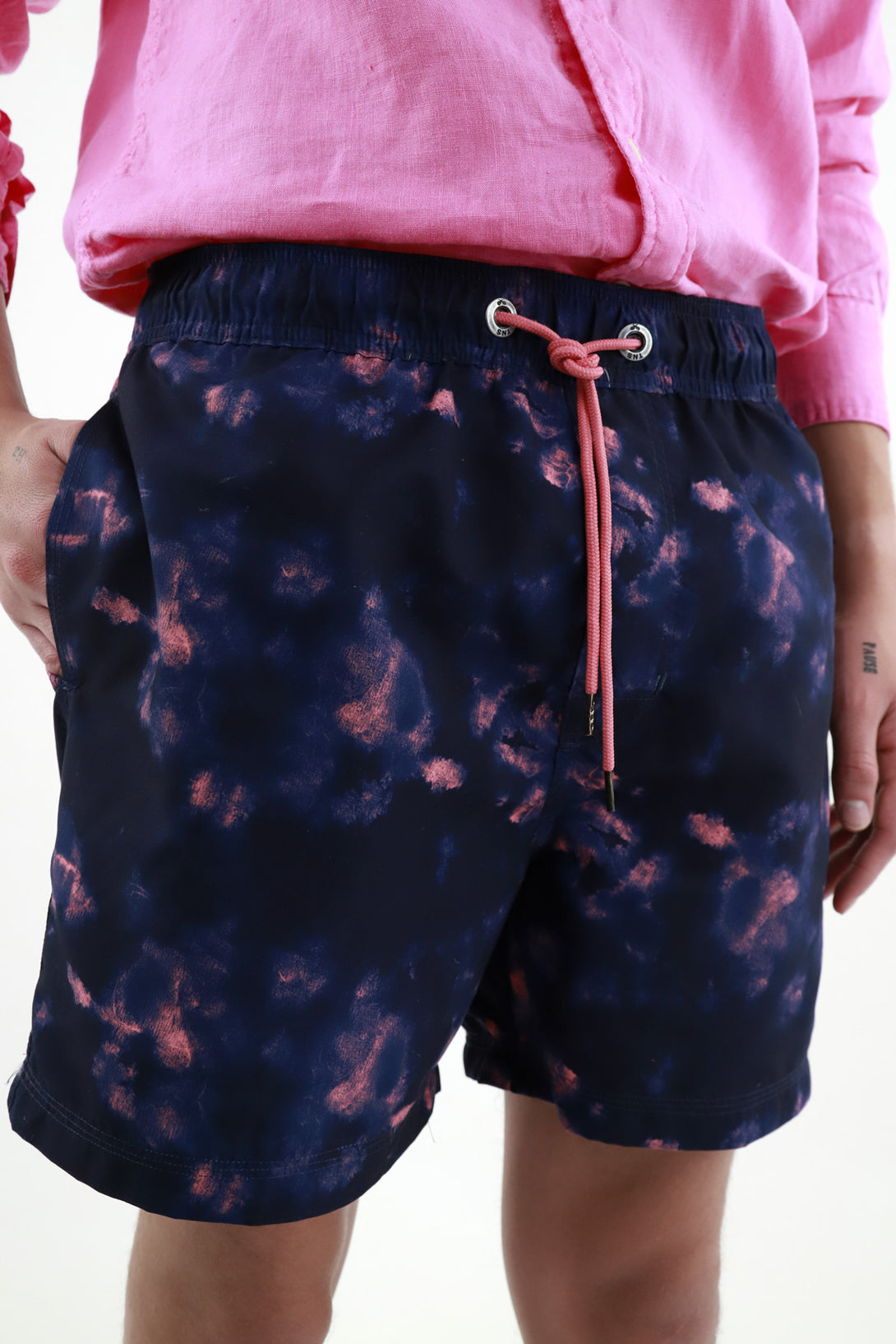 Pantaloneta estampada azul para hombre