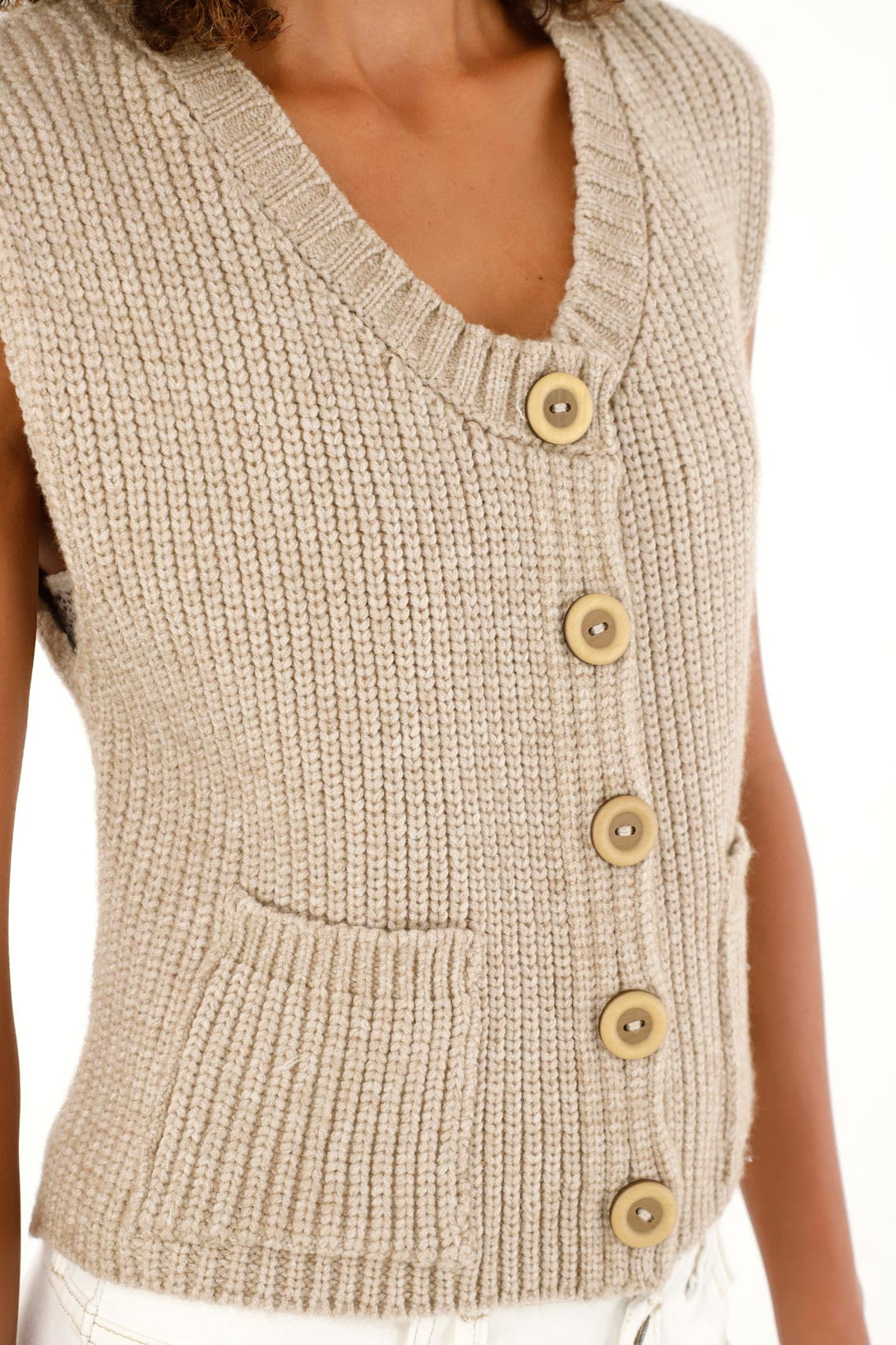 Women's brown heavy knit vest