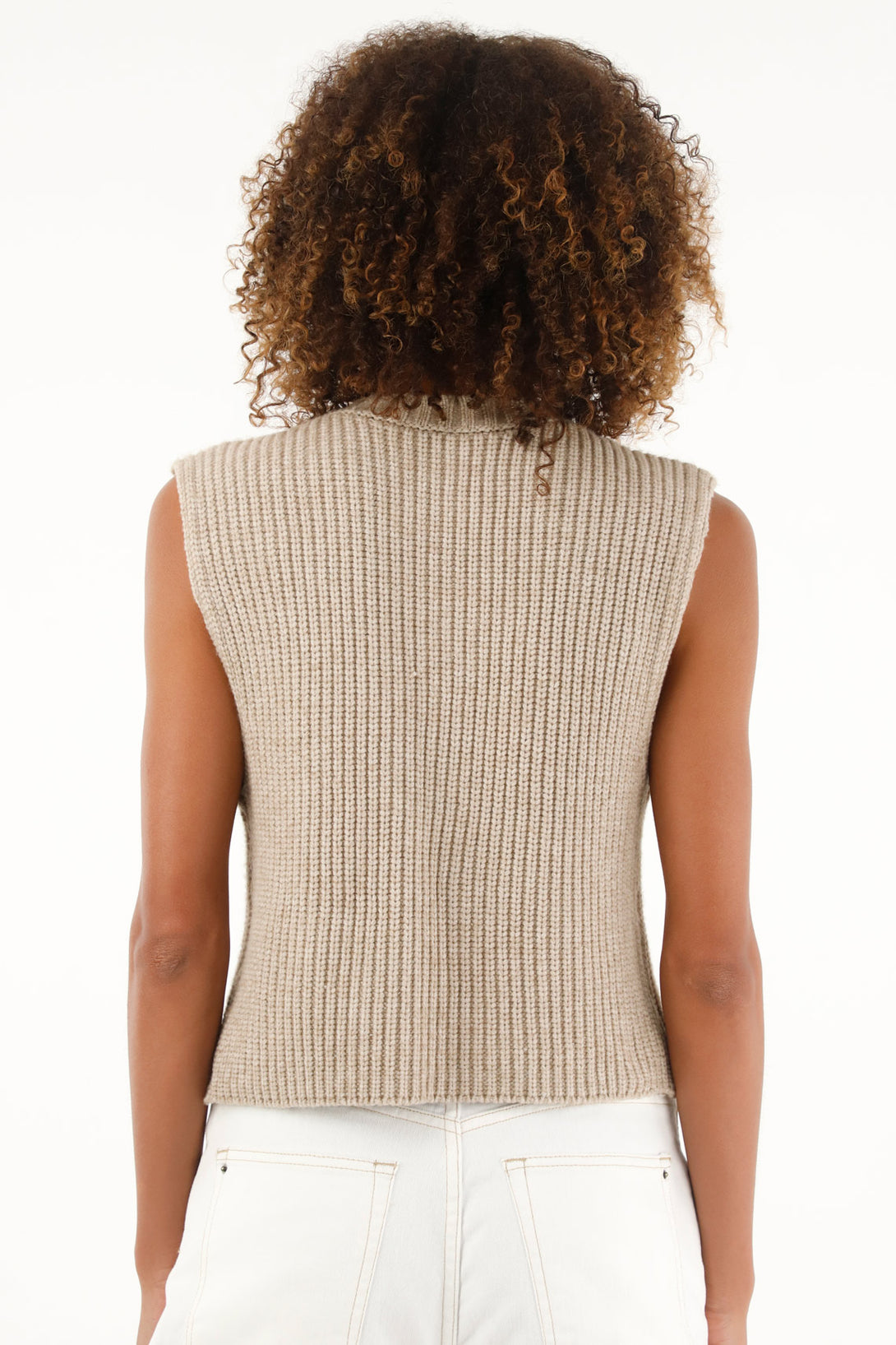 Women's brown heavy knit vest