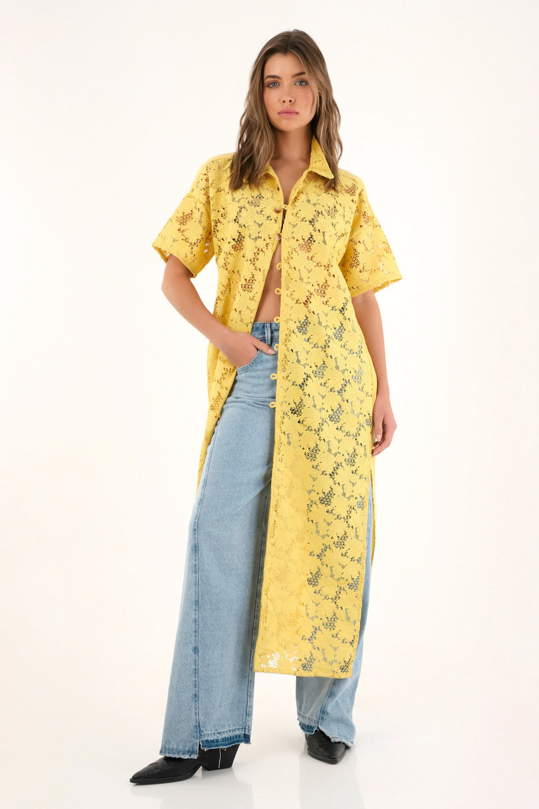 Women's yellow kimono with embroidered fabric