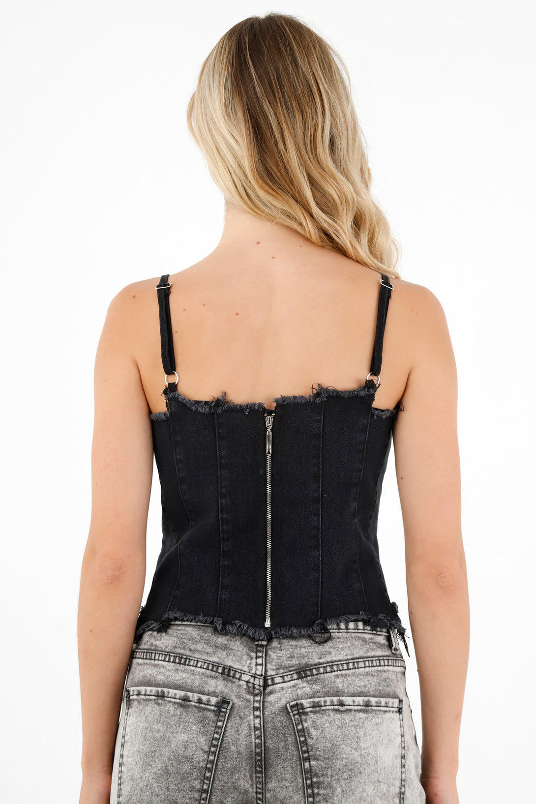 Camisa tipo chaleco en denim negro para mujer