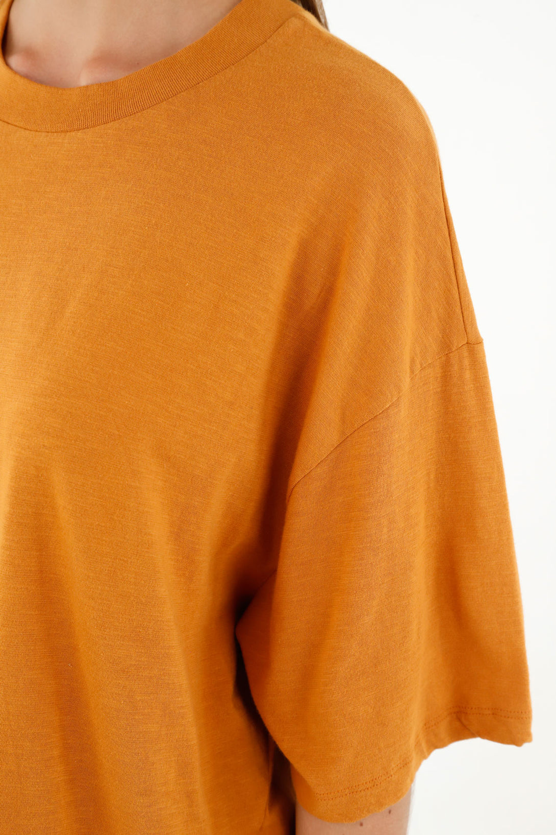 Camiseta naranja oversize para mujer