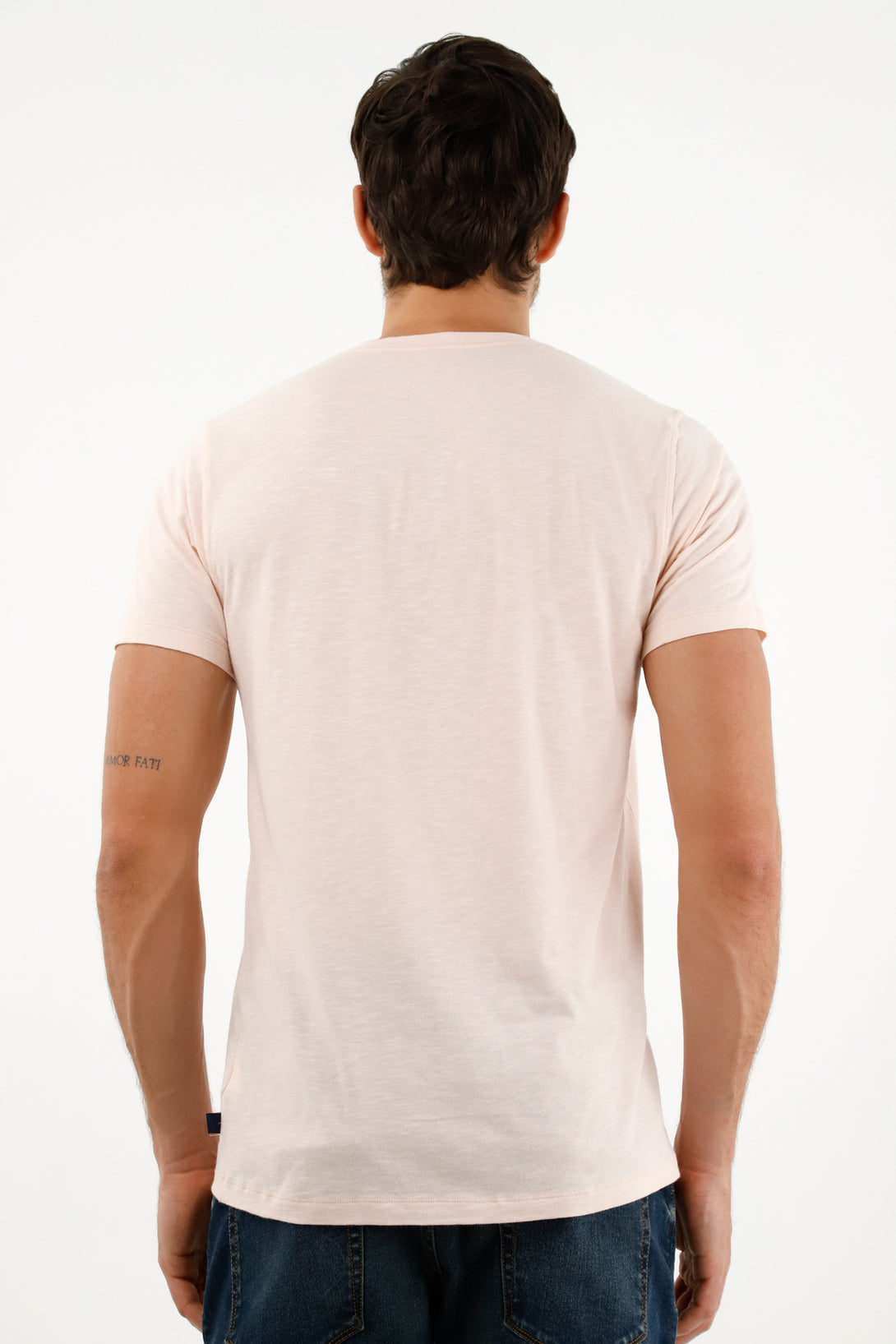 Camiseta cuello neru rosada para hombre