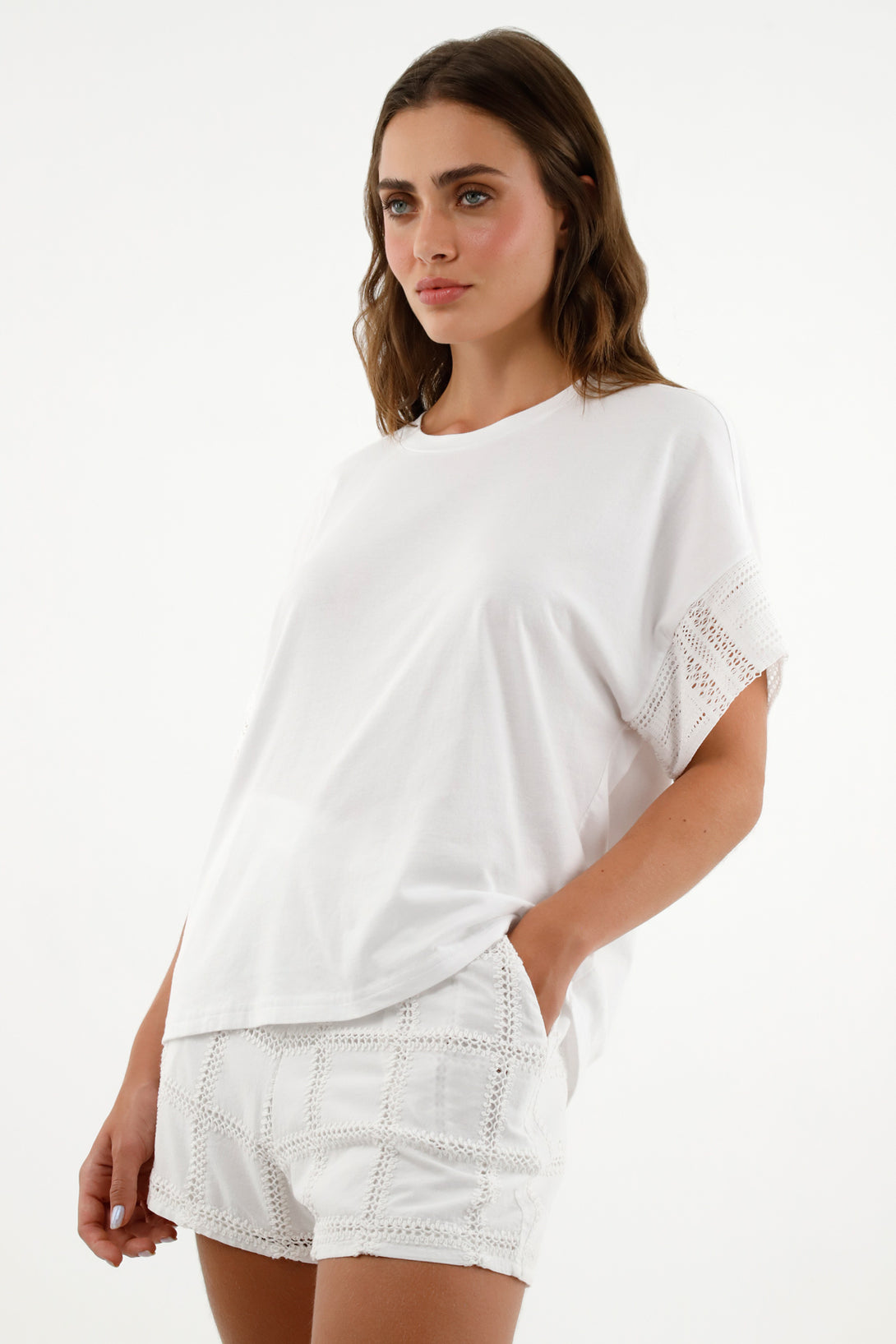 Camiseta blanca oversize para mujer