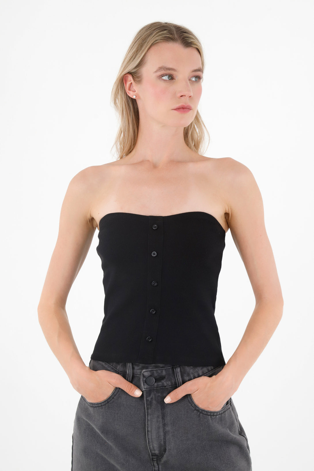 Camiseta strapless negra para mujer