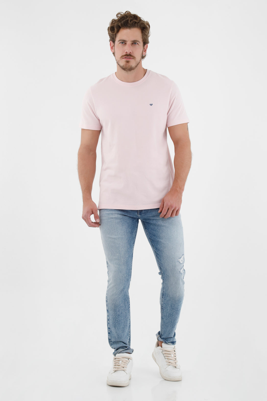 Camiseta rosada con raqueta bordada para hombre