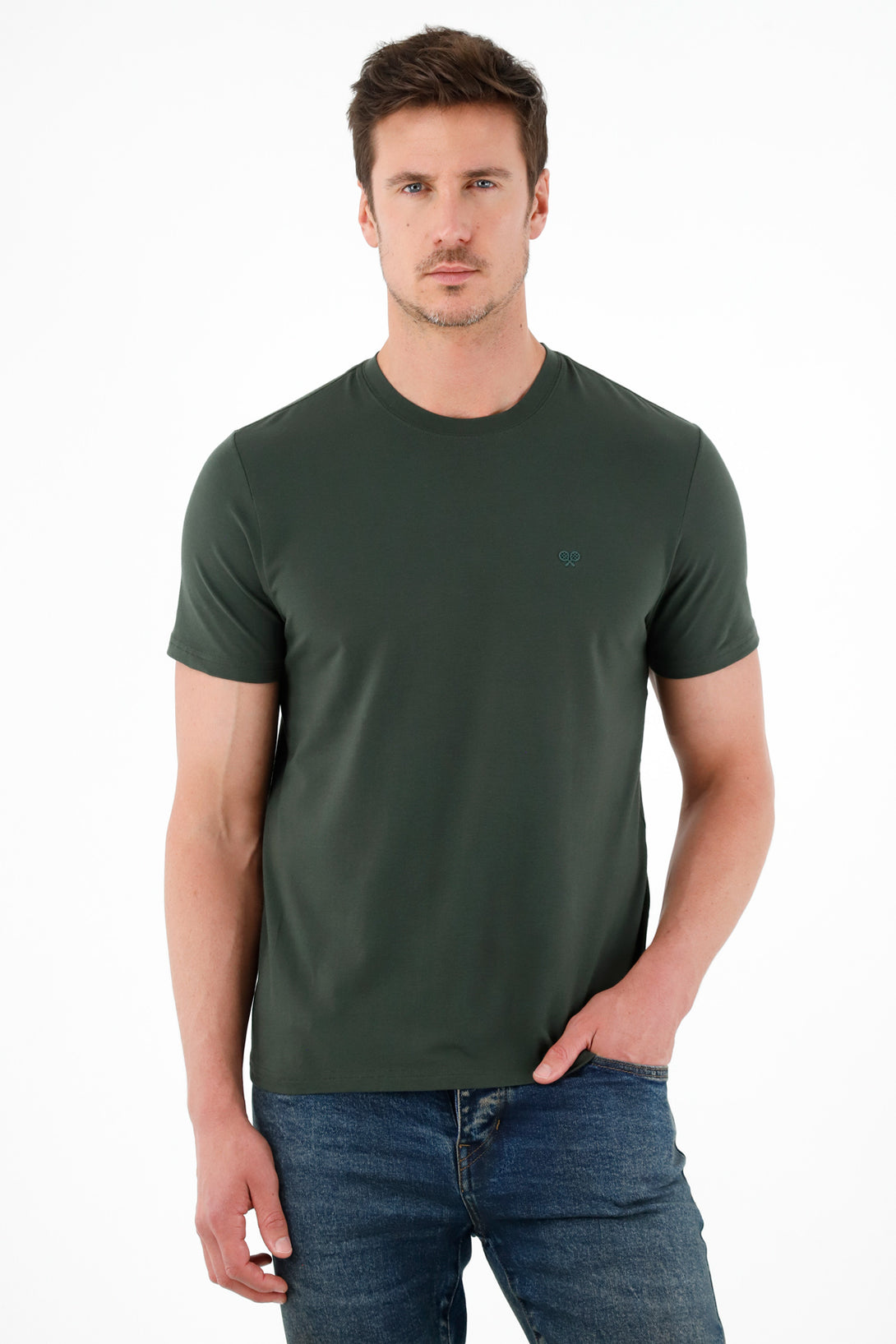 Camiseta verde con raqueta bordada para hombre