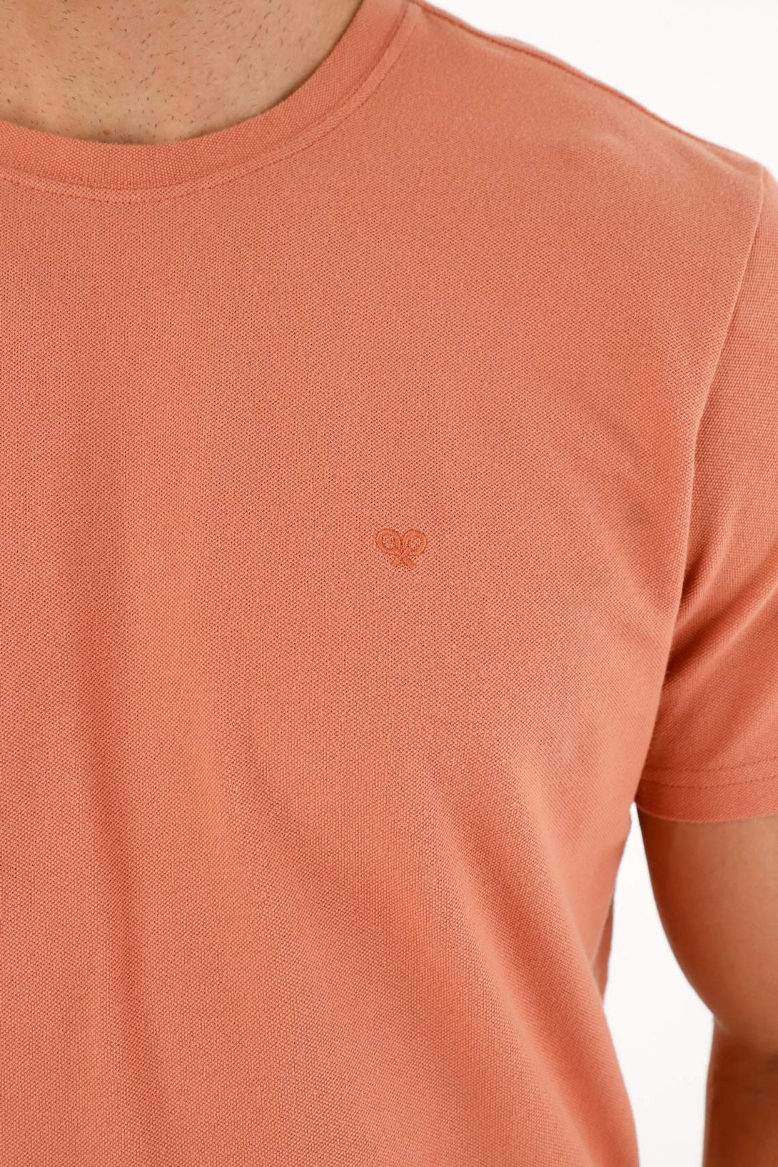 Camiseta naranja básica manga corta para hombre