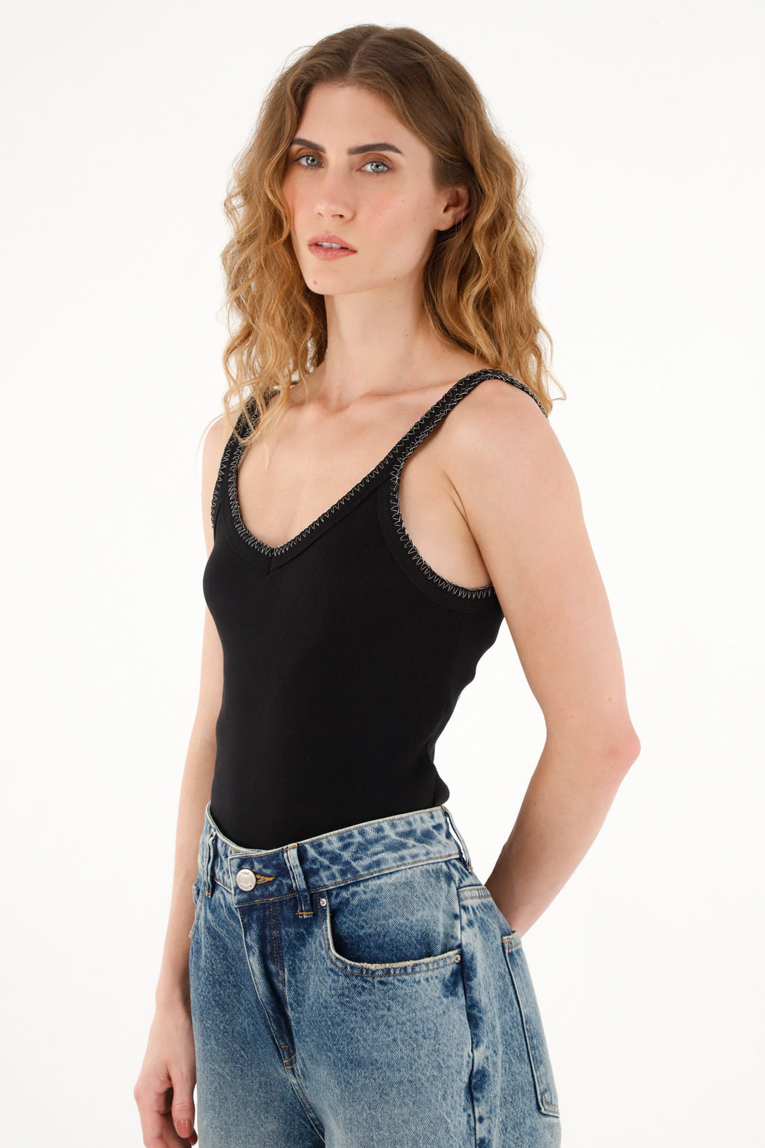 Women's black ribbed sleeveless top