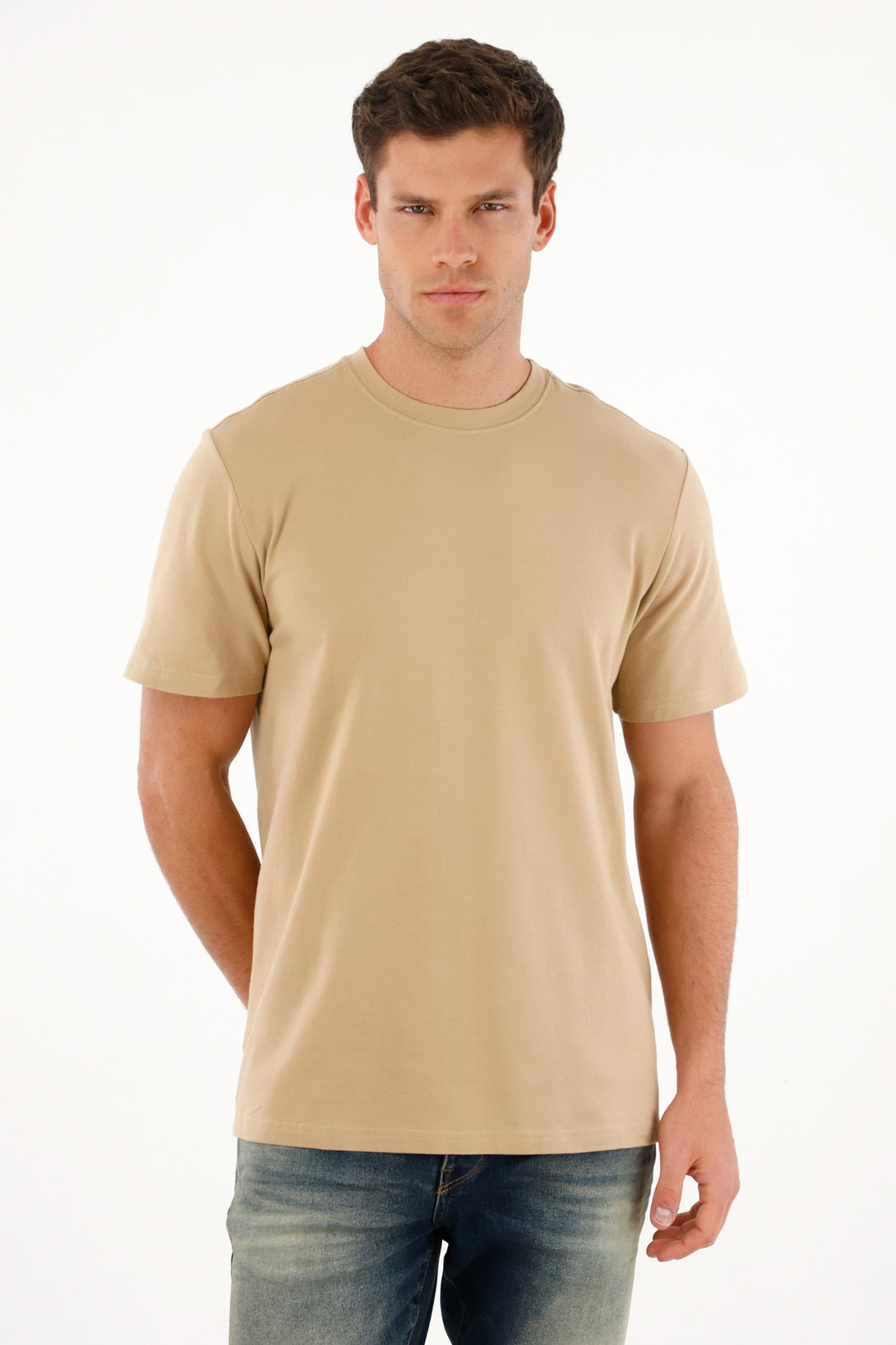 Camiseta Regular fit manga corta café para hombre