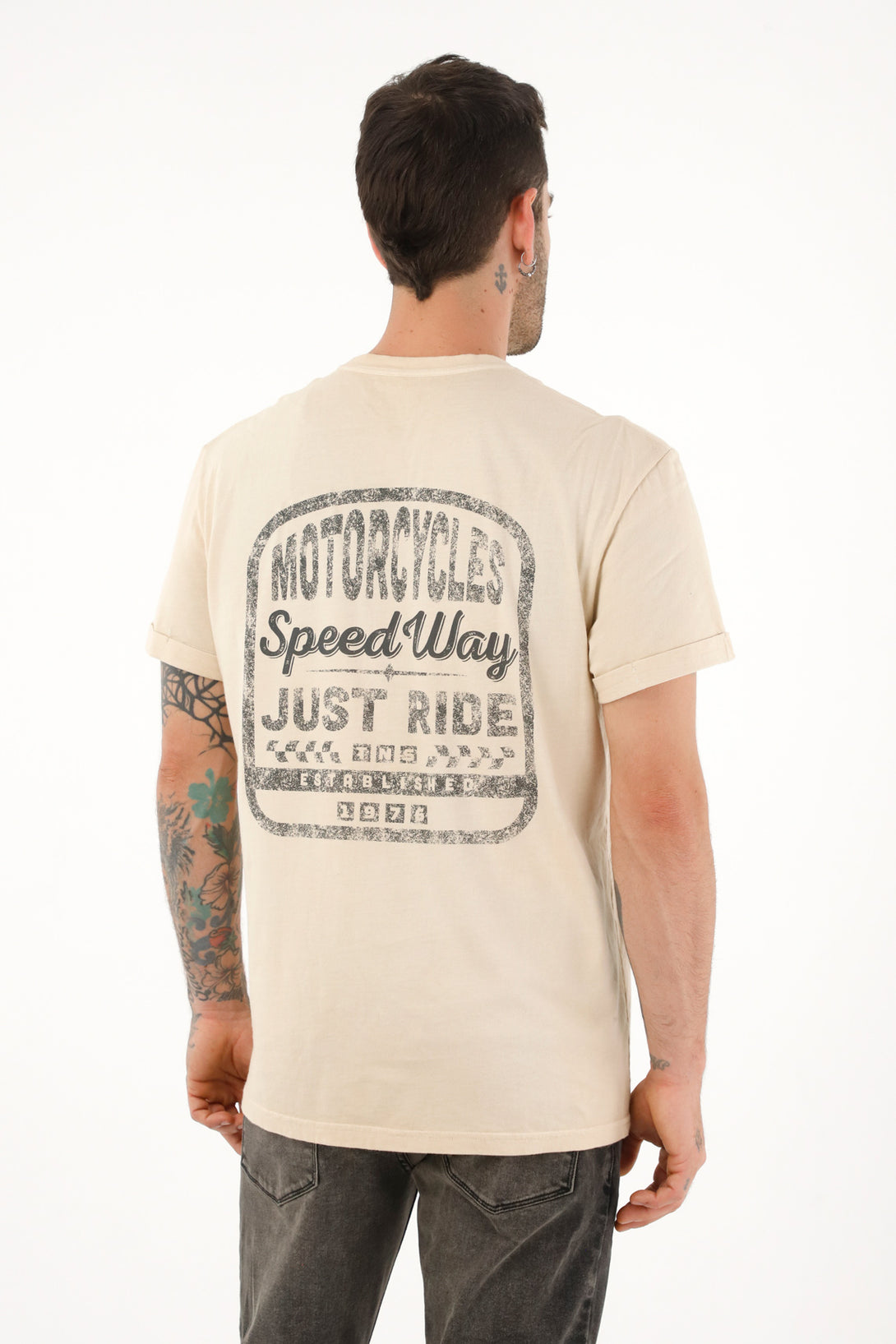 Men's cream t-shirt with print