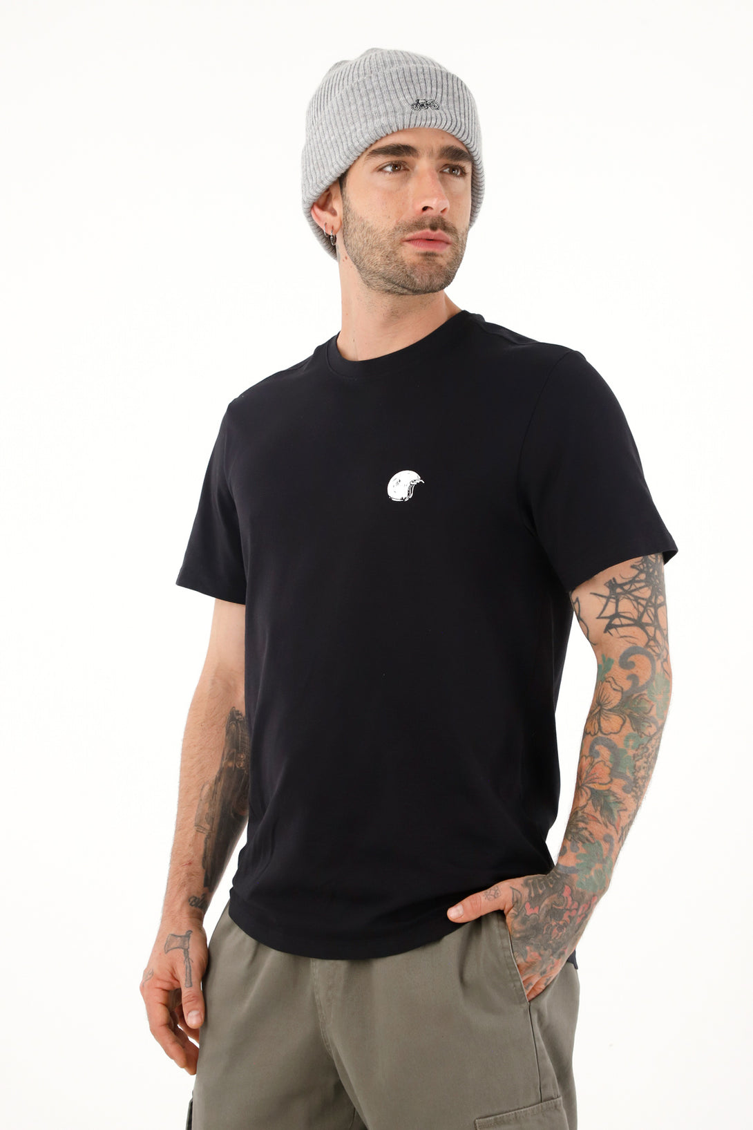 Men's black short sleeve t-shirt