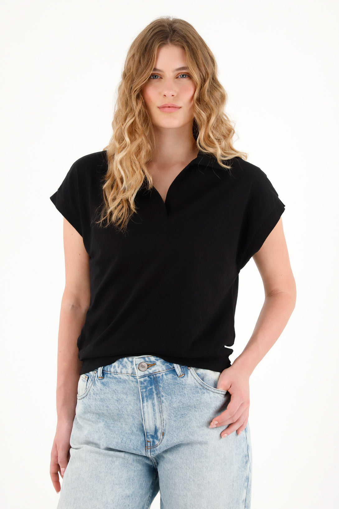 Women's black jersey t-shirt