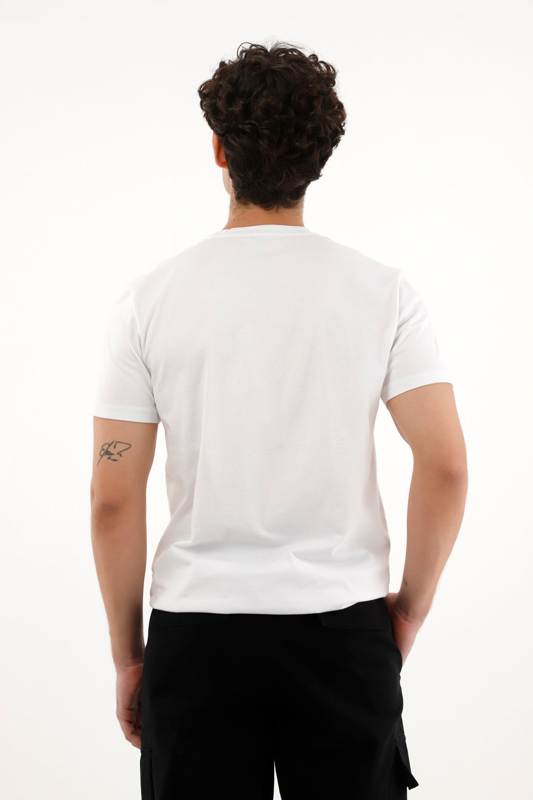 Men's white short sleeve shirt with embroidery