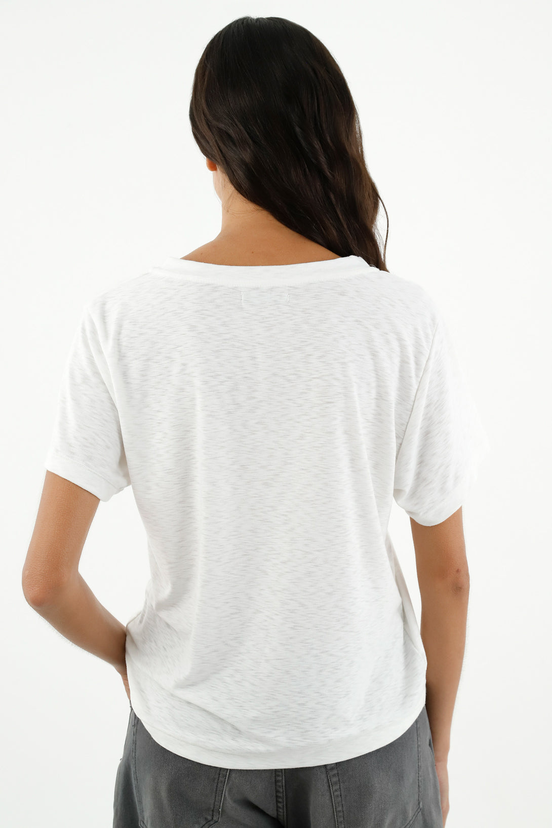 Camiseta con tela texturizada crudo para mujer