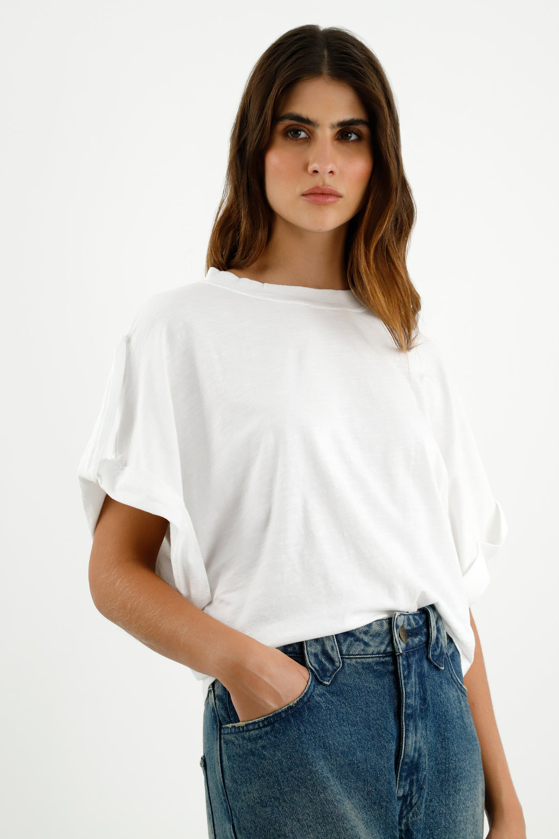 Camiseta amplia blanca para mujer