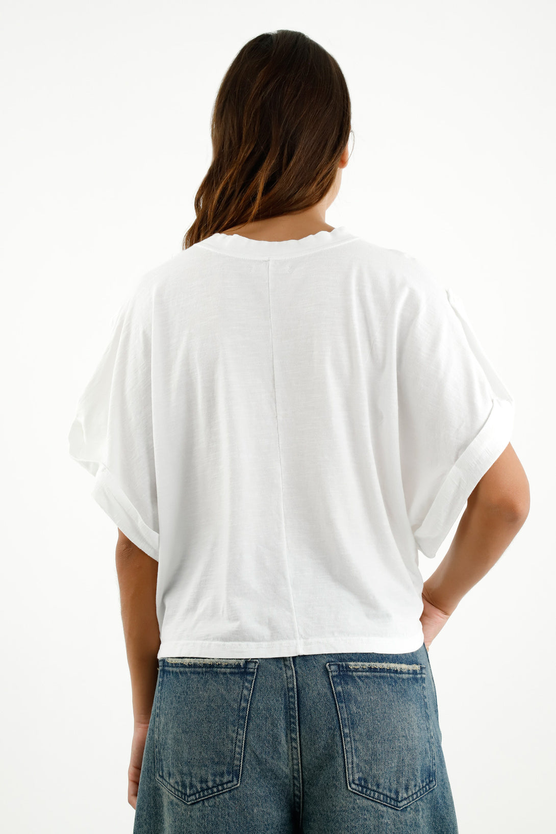 Camiseta amplia blanca para mujer