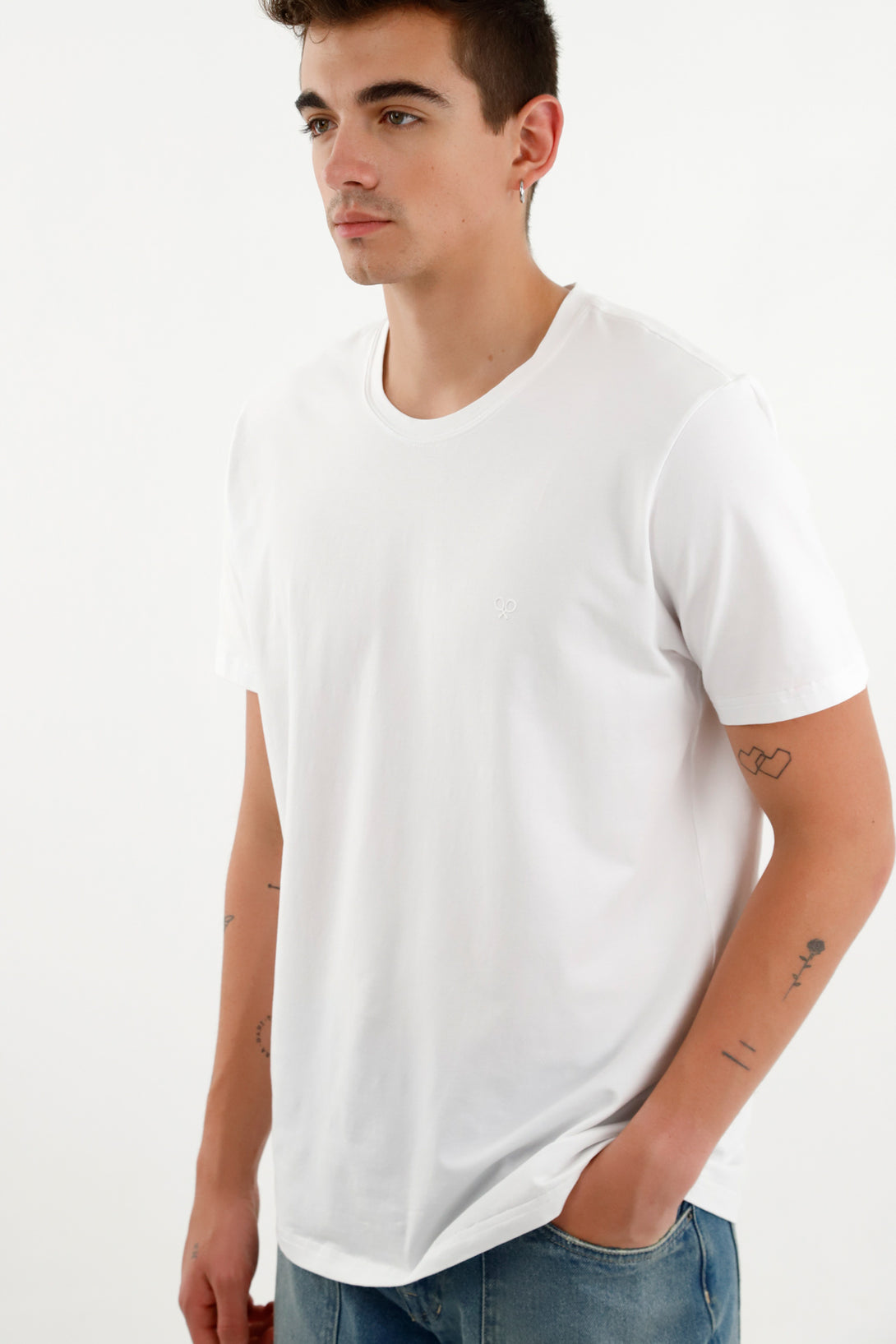 Camiseta básica blanca para hombre