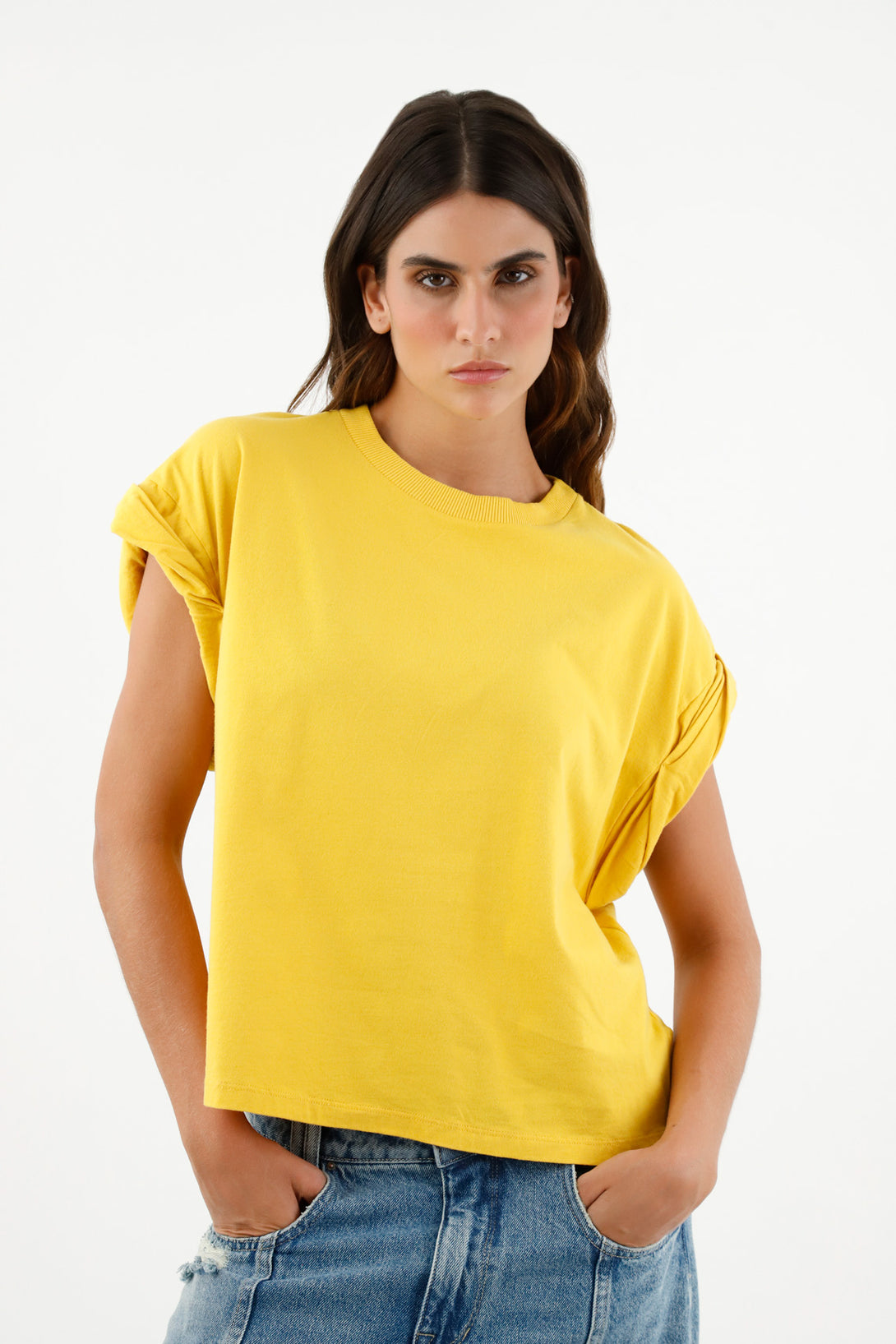 Camiseta básica amarilla para mujer